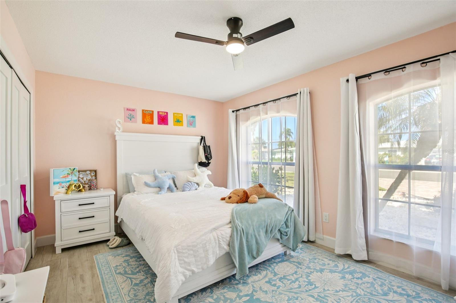 565 CRYSTAL DR, MADEIRA BEACH, FL, 33708