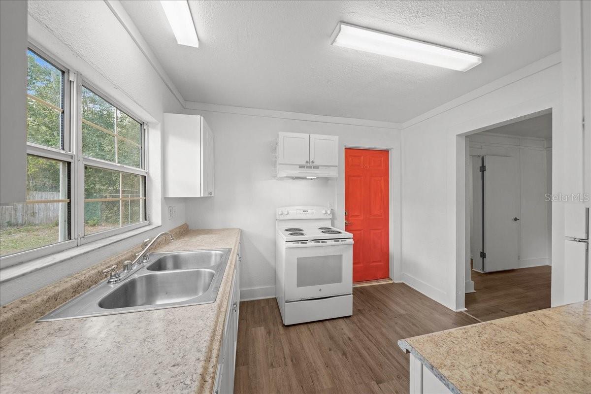 945 NE 20TH ST, OCALA, FL, 34470