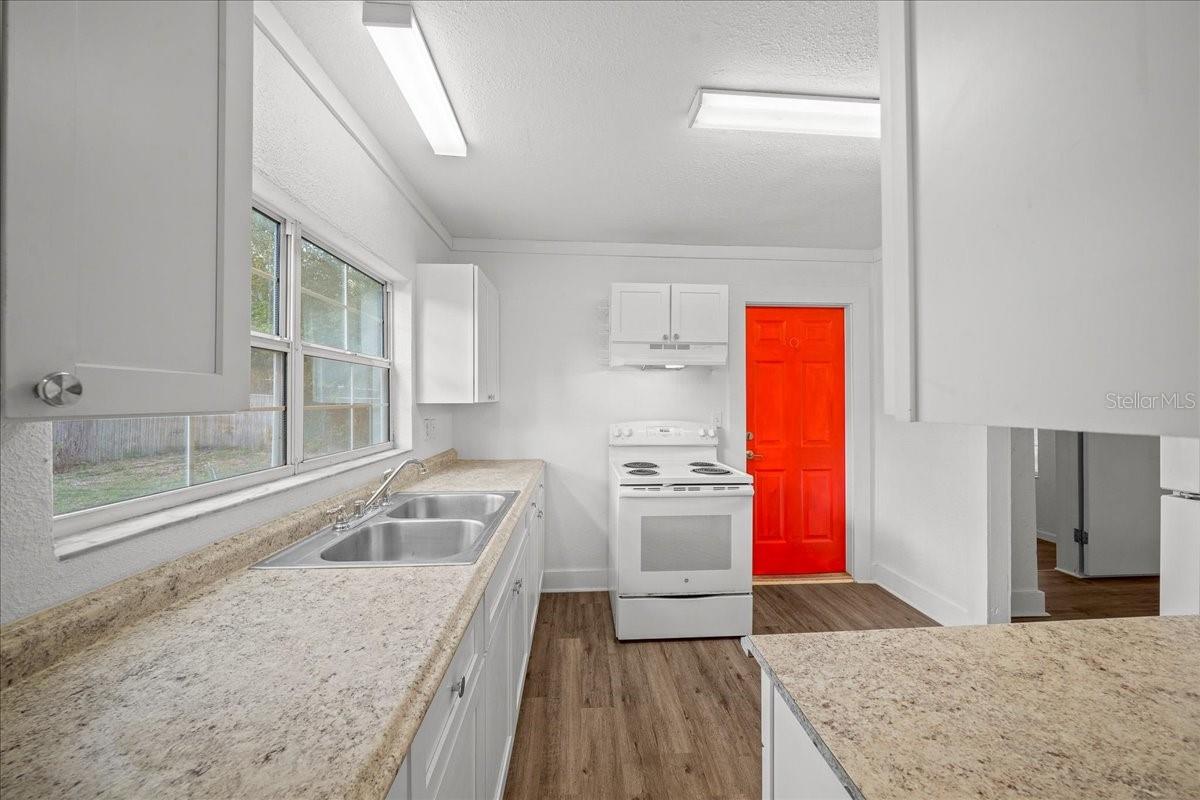 945 NE 20TH ST, OCALA, FL, 34470