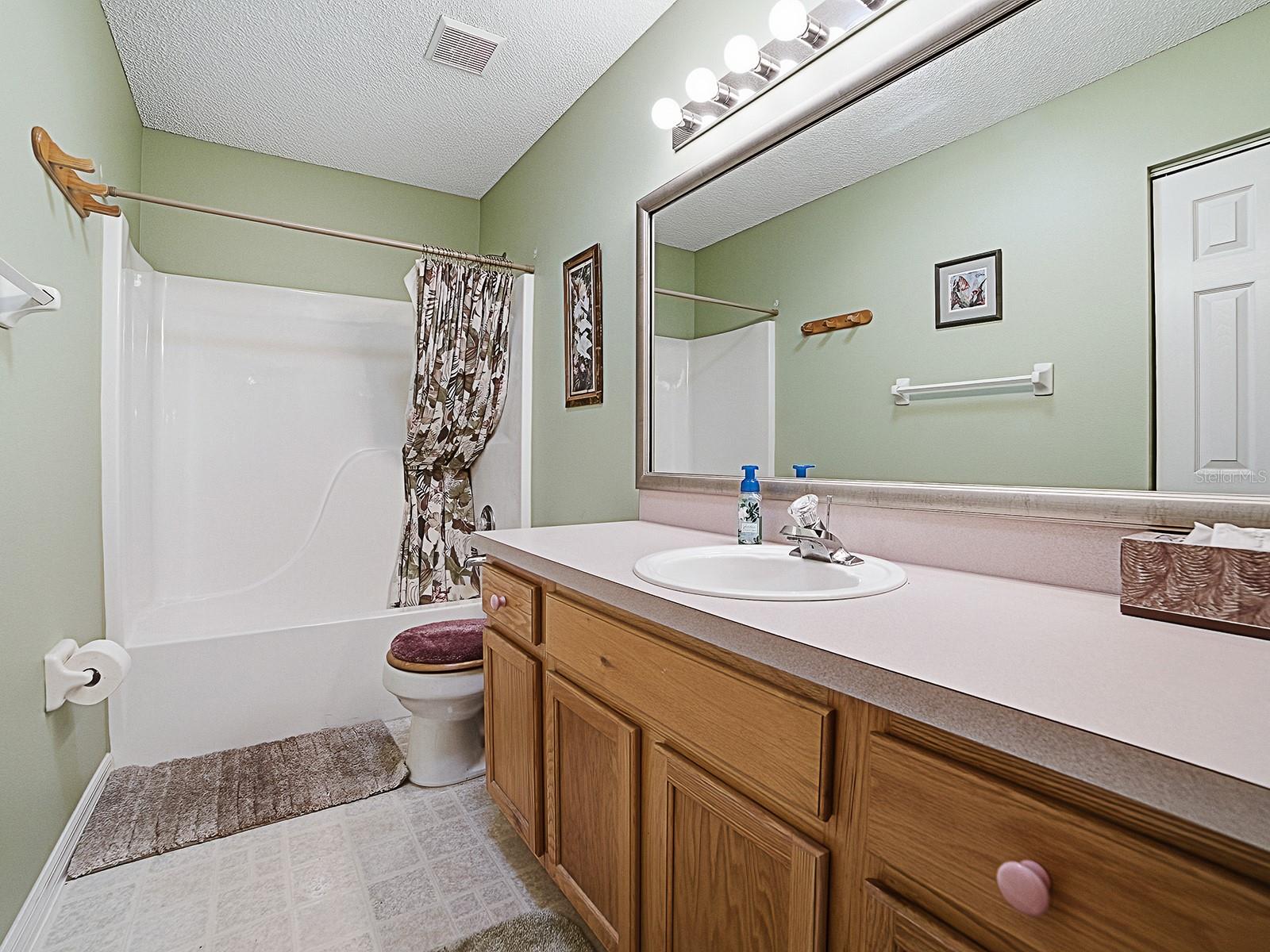 32914 CROOKED OAKS LN, LEESBURG, FL, 34748
