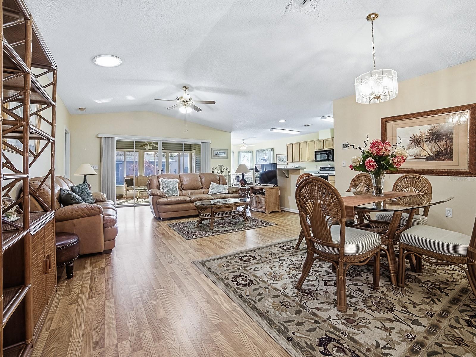32914 CROOKED OAKS LN, LEESBURG, FL, 34748