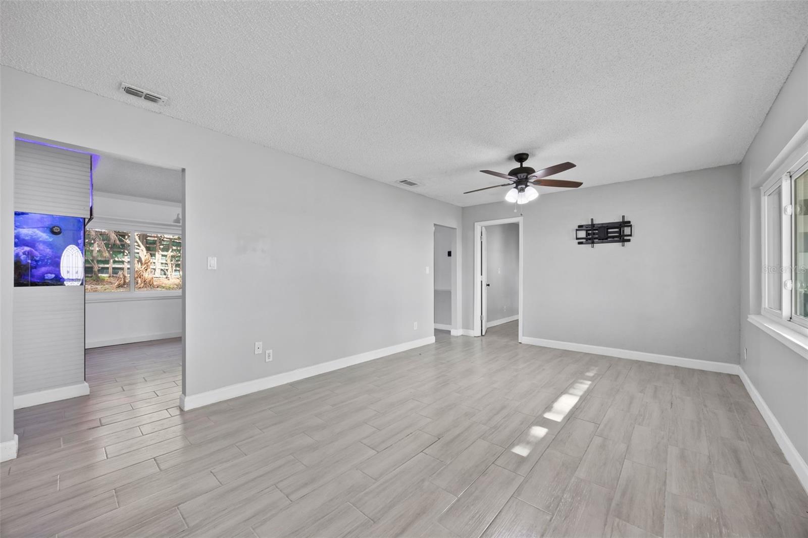 1222 LAKE ARIANA BLVD, AUBURNDALE, FL, 33823