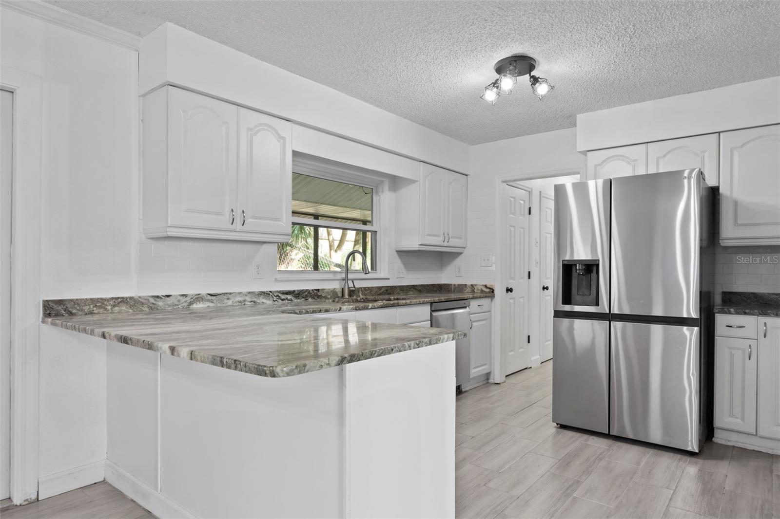 1222 LAKE ARIANA BLVD, AUBURNDALE, FL, 33823