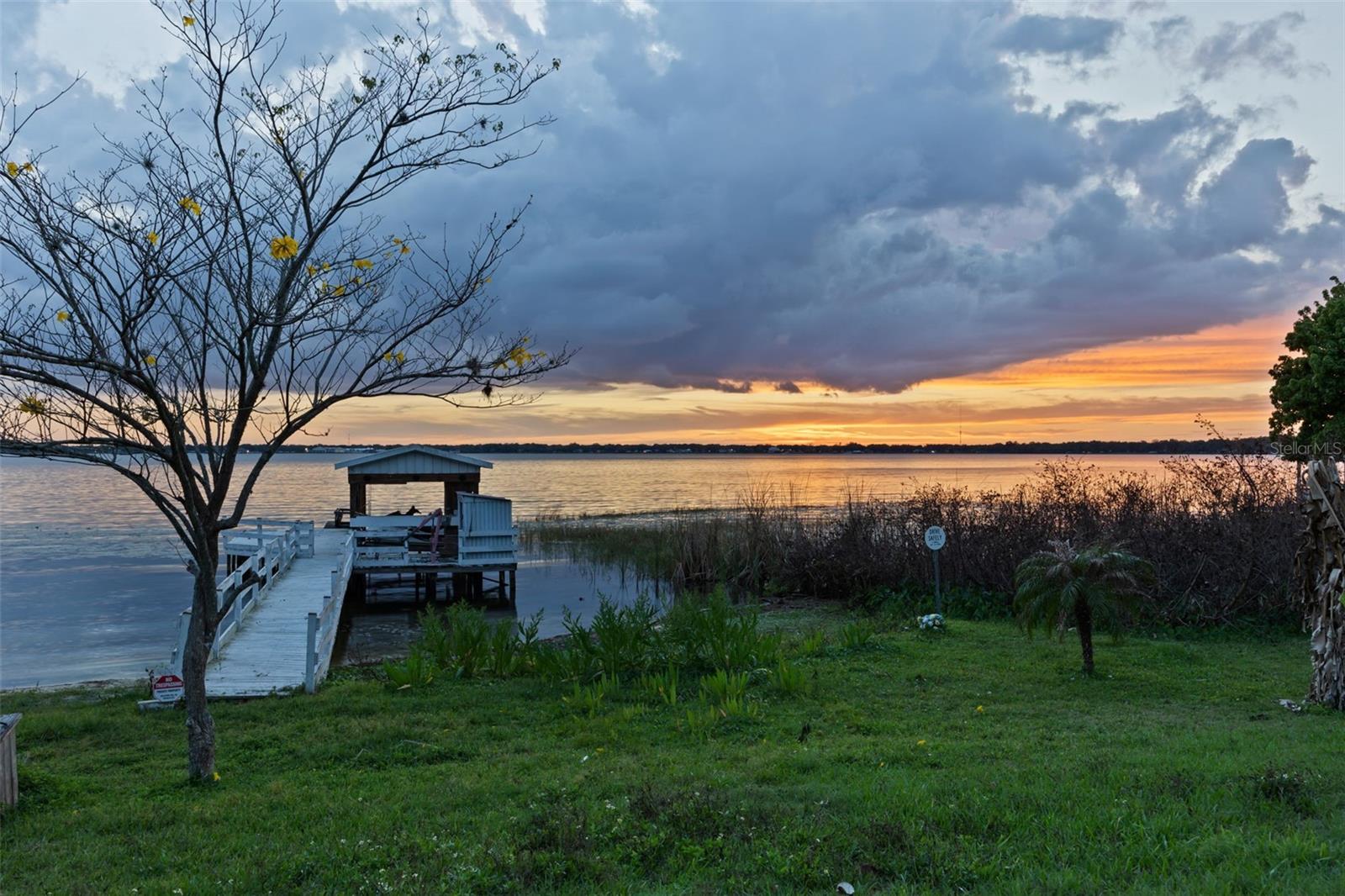 1222 LAKE ARIANA BLVD, AUBURNDALE, FL, 33823