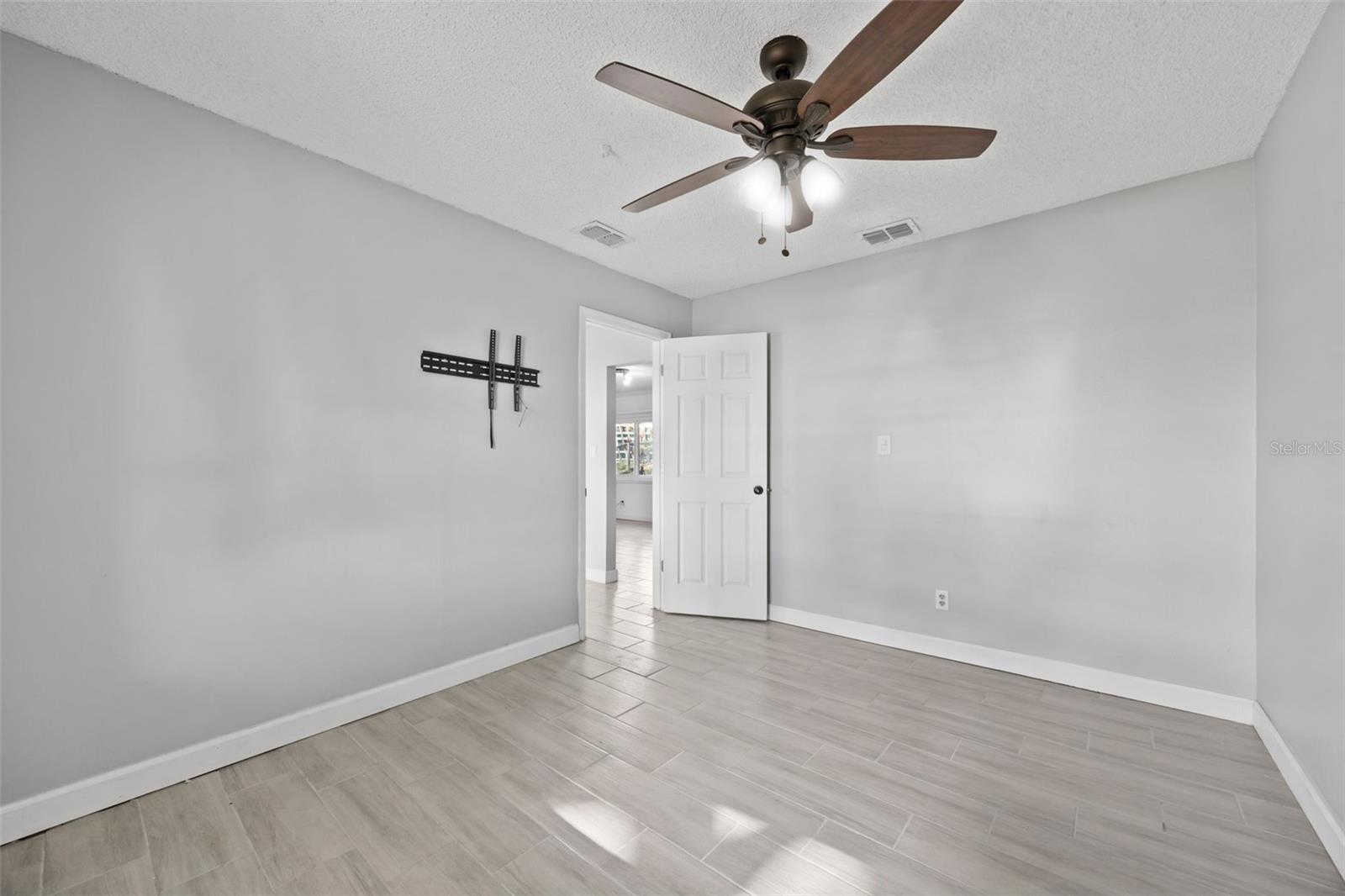 1222 LAKE ARIANA BLVD, AUBURNDALE, FL, 33823