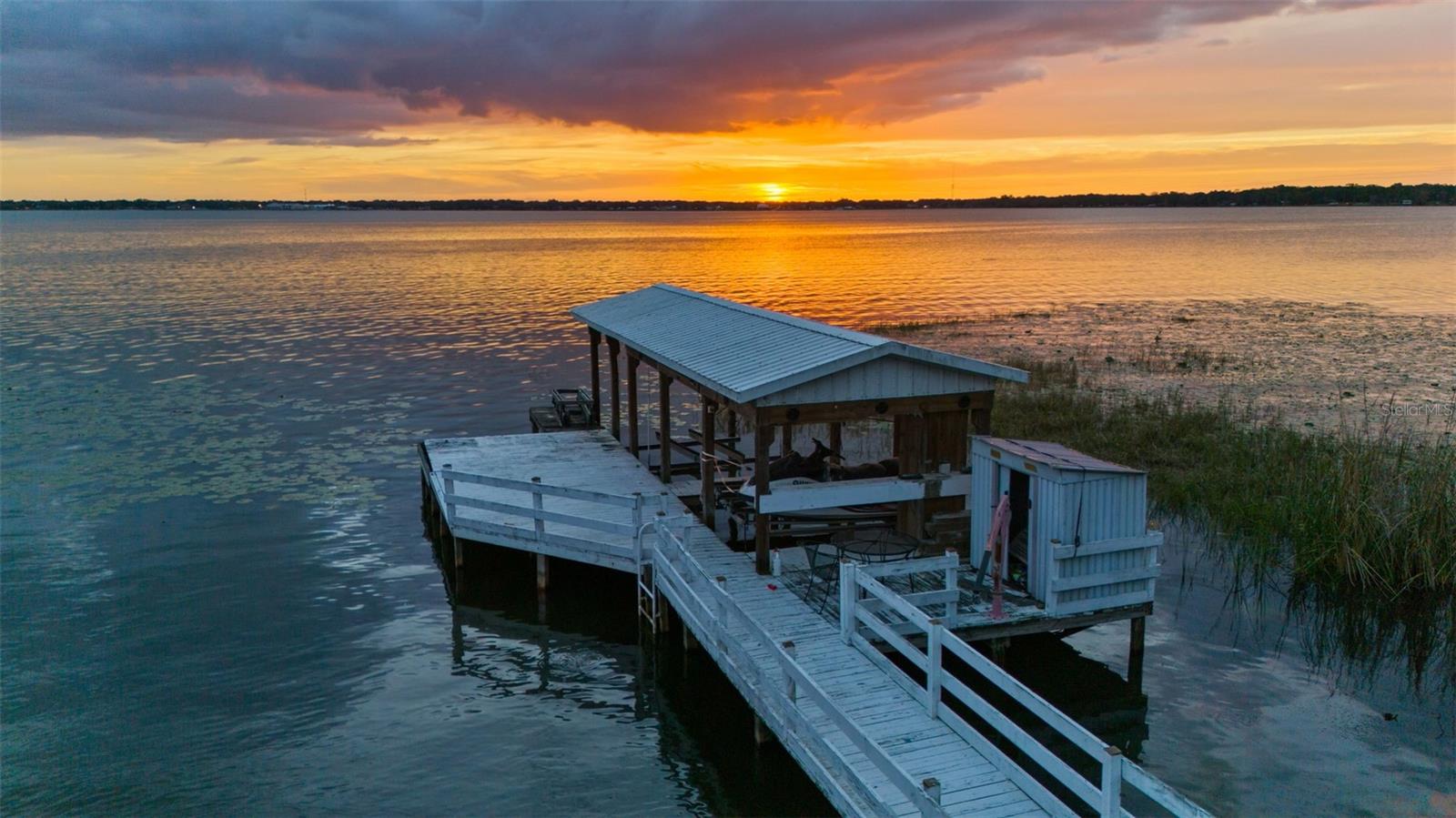 1222 LAKE ARIANA BLVD, AUBURNDALE, FL, 33823