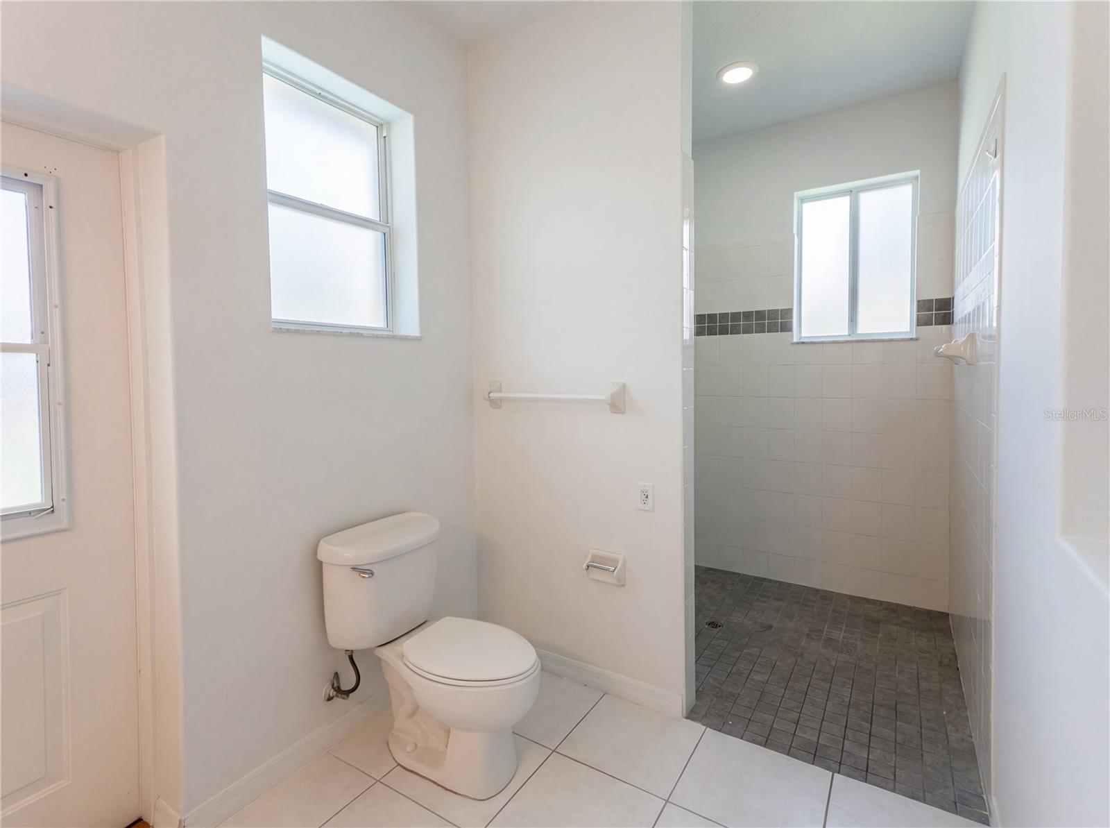 65 BALLENGER LN, PALM COAST, FL, 32137