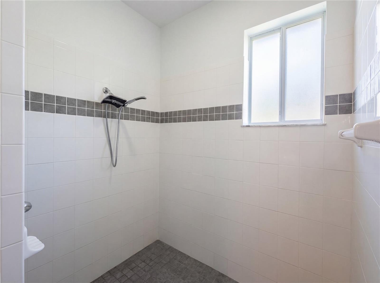 65 BALLENGER LN, PALM COAST, FL, 32137