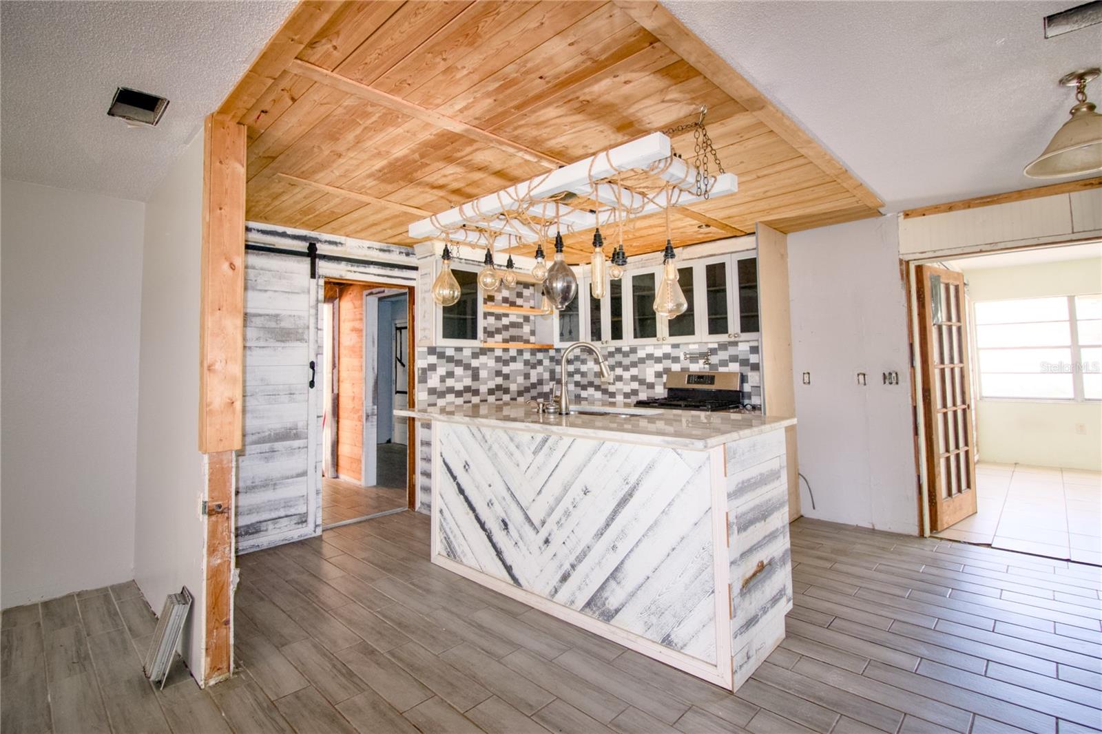 501 ROSE AVE, FRUITLAND PARK, FL, 34731