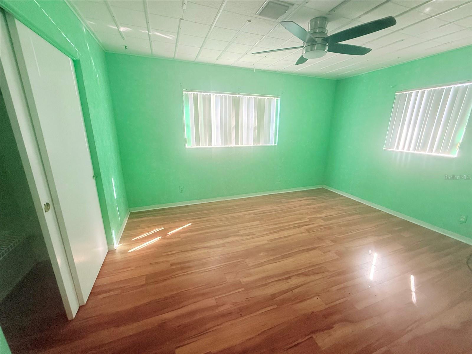 751 72ND AVE N, ST PETERSBURG, FL, 33702