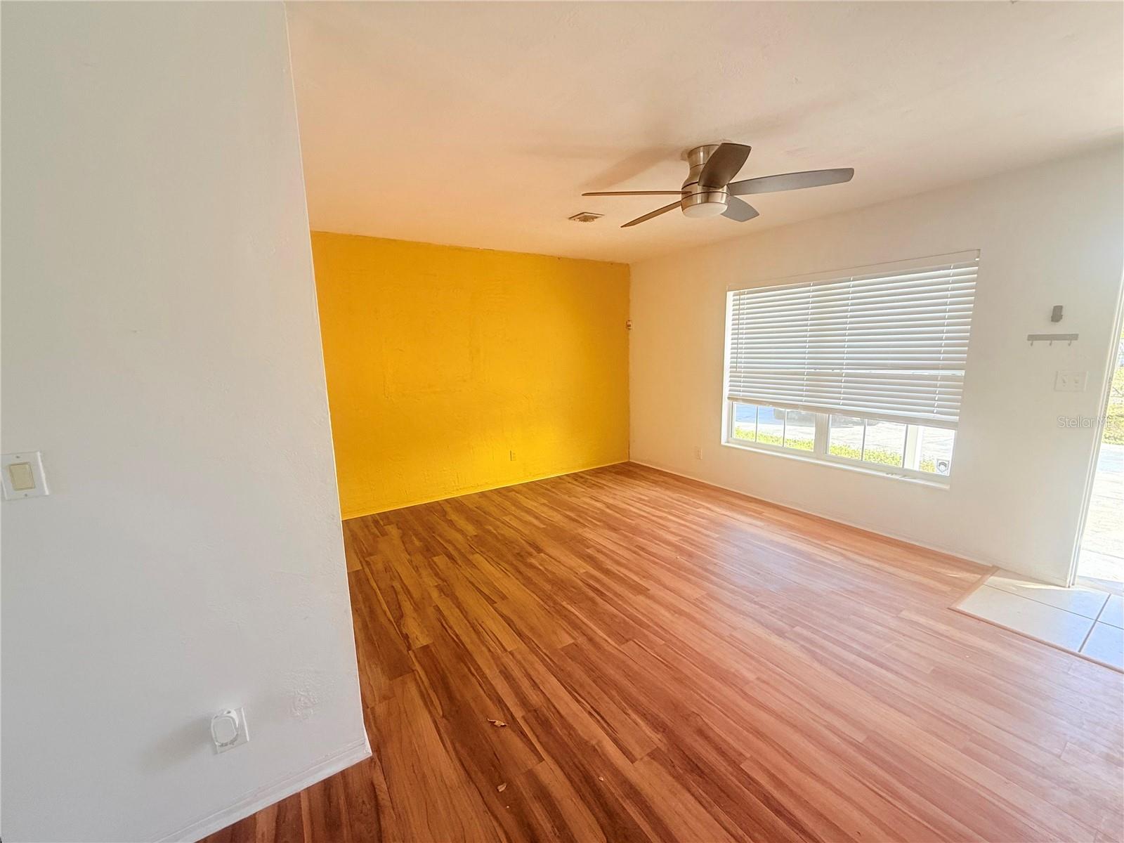 751 72ND AVE N, ST PETERSBURG, FL, 33702