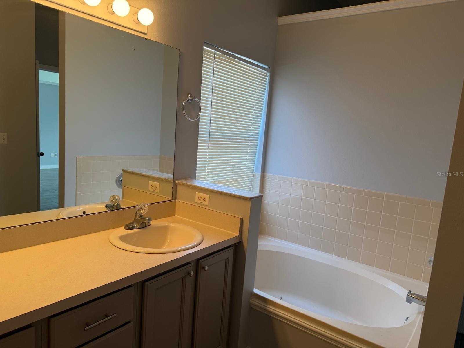 11527 WINGHAM CT, ORLANDO, FL, 32837