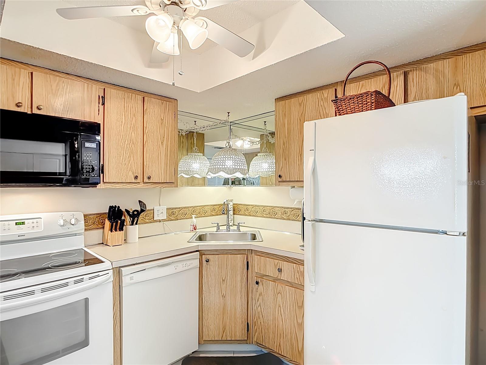 1515 FORREST NELSON BLVD #J204, PORT CHARLOTTE, FL, 33952