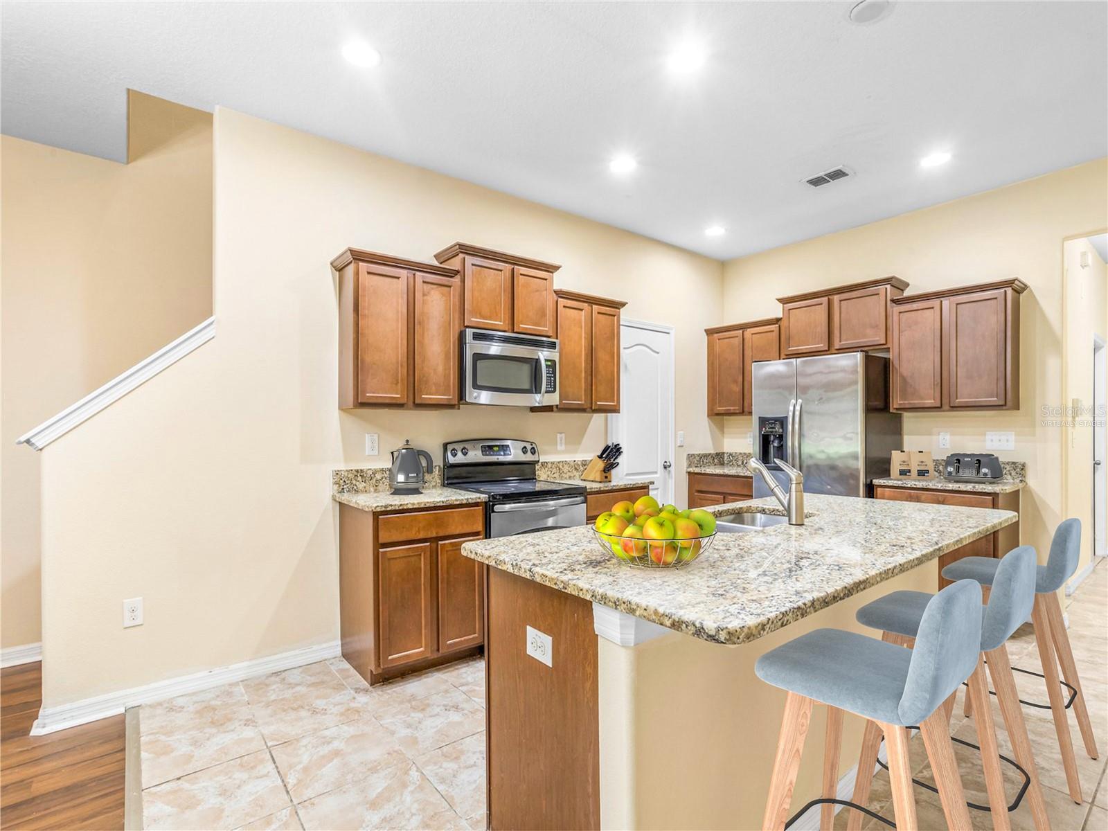 2044 HAWKS VIEW DR, RUSKIN, FL, 33570