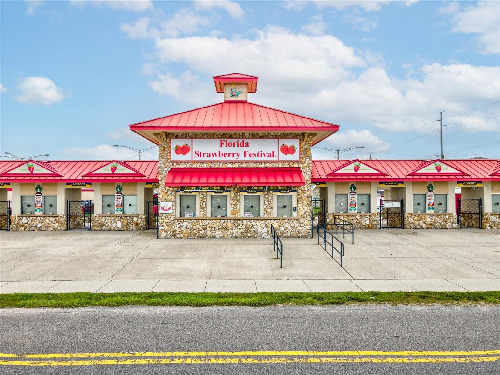 3135 S NORTHVIEW RD, PLANT CITY, FL, 33566