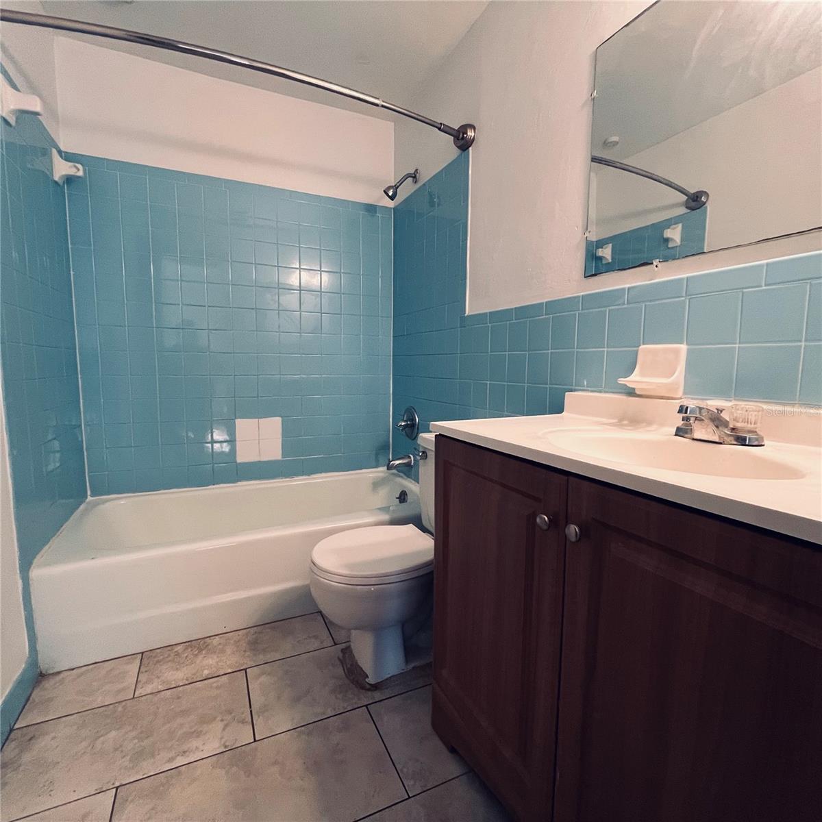 502 CALHOUN AVE, SEFFNER, FL, 33584