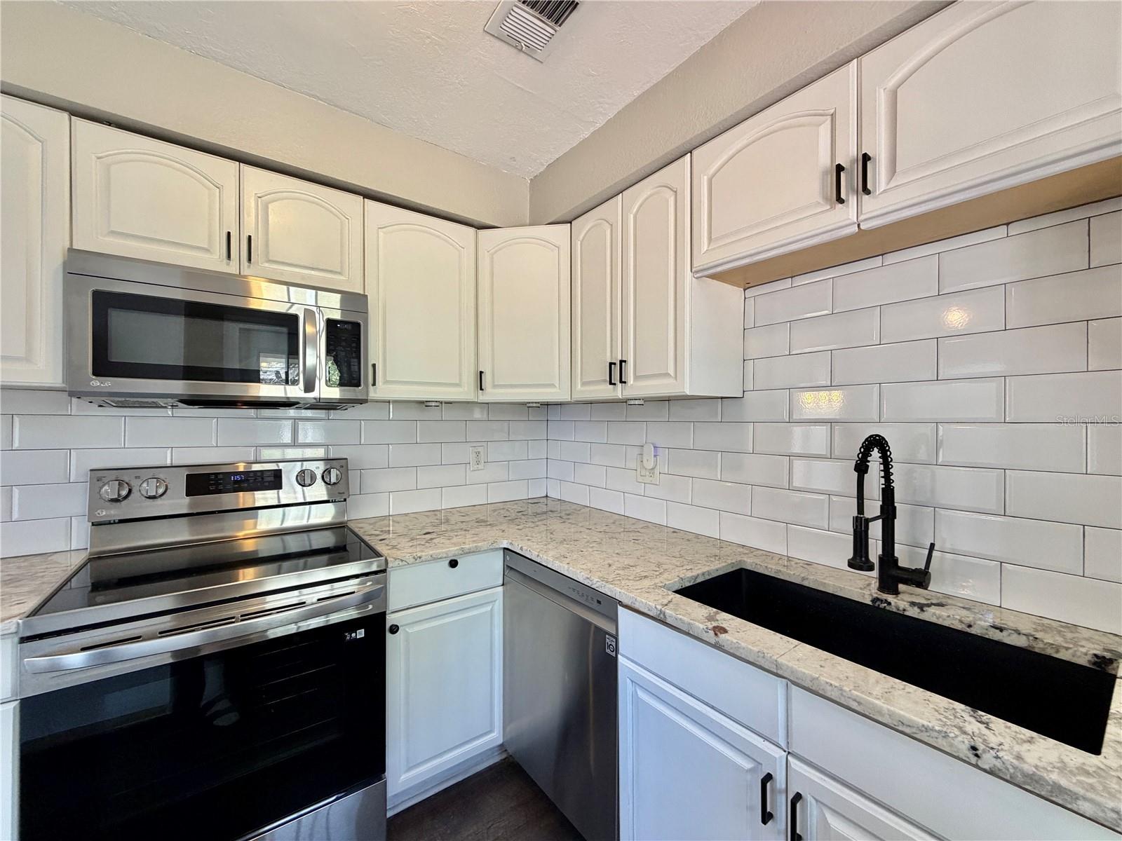 2421 GRANADA CIR E, ST PETERSBURG, FL, 33712