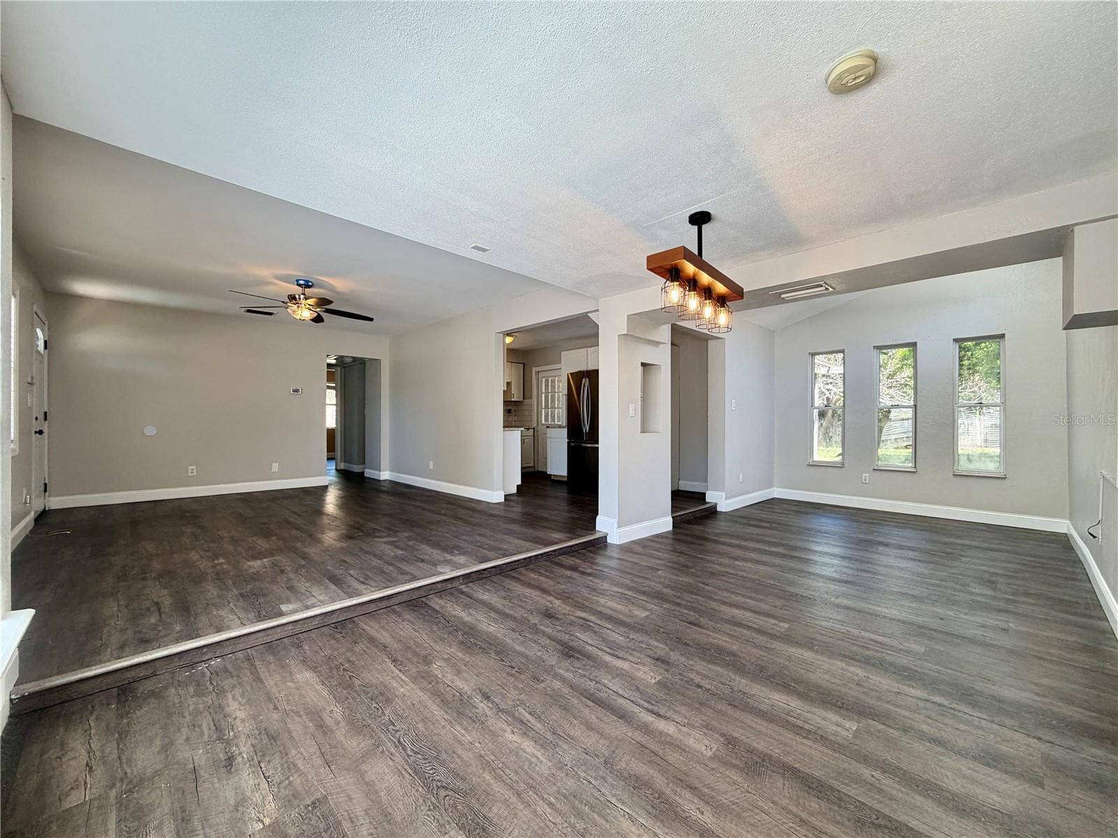 2421 GRANADA CIR E, ST PETERSBURG, FL, 33712