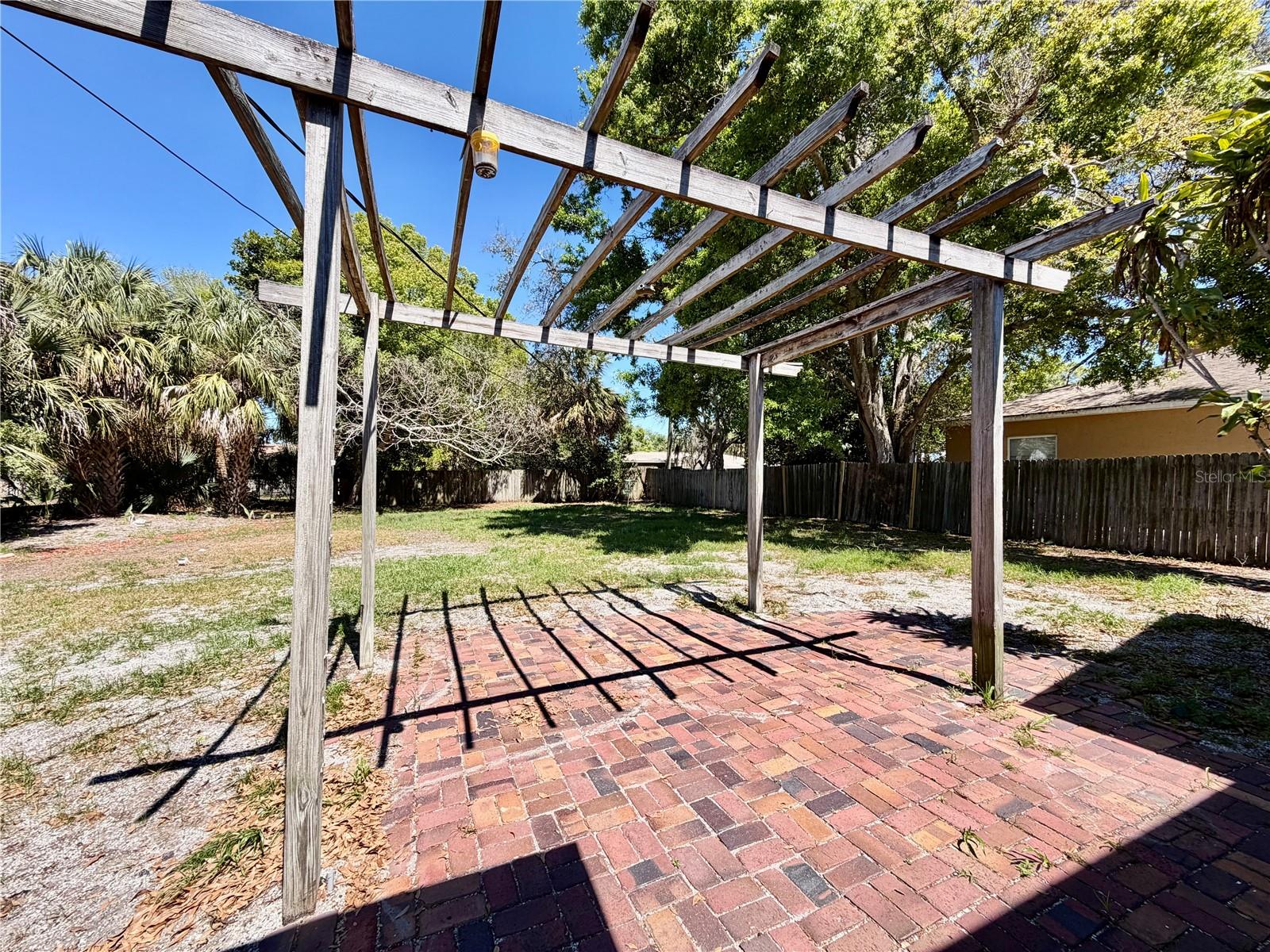 2421 GRANADA CIR E, ST PETERSBURG, FL, 33712
