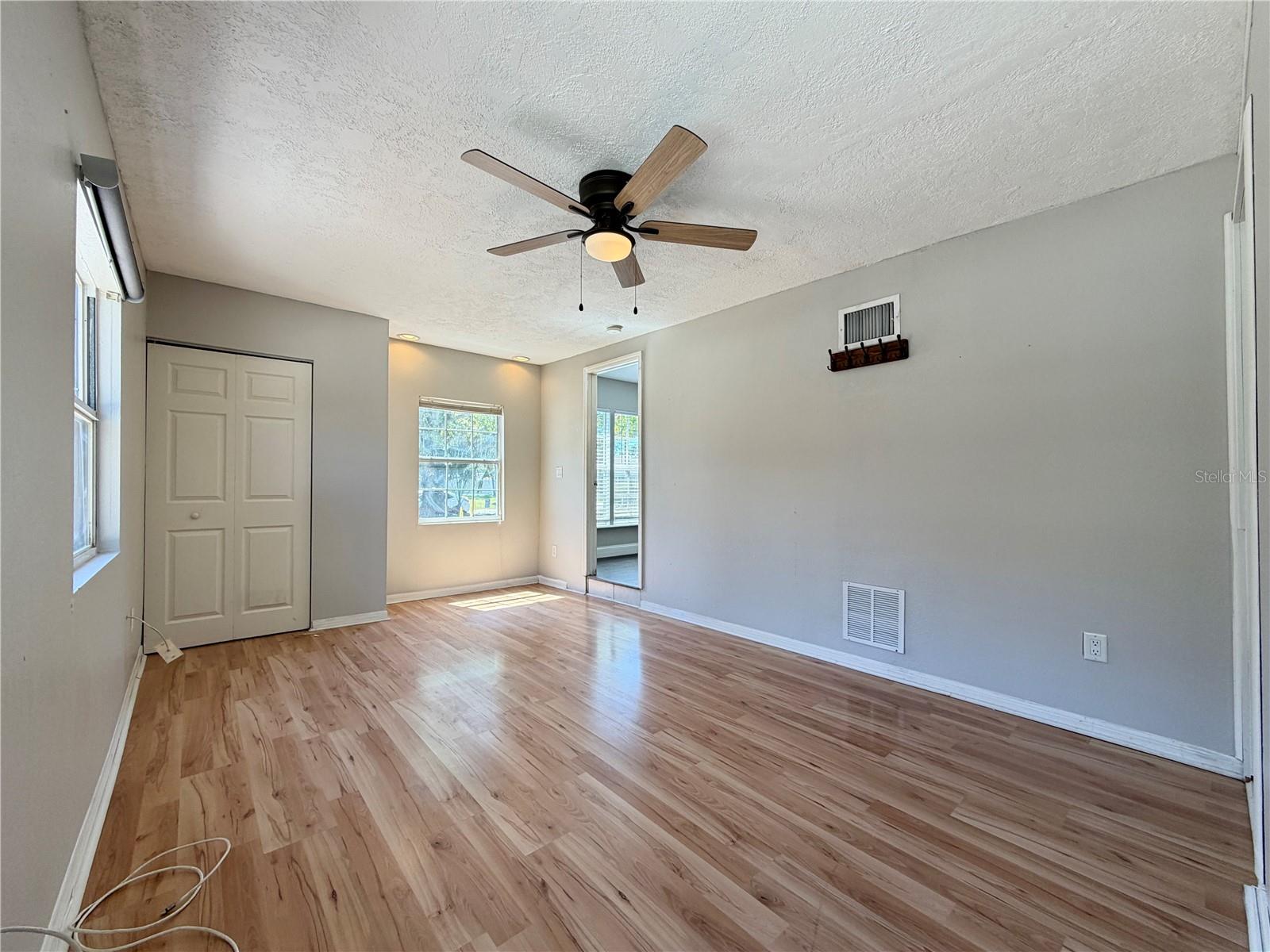 2421 GRANADA CIR E, ST PETERSBURG, FL, 33712