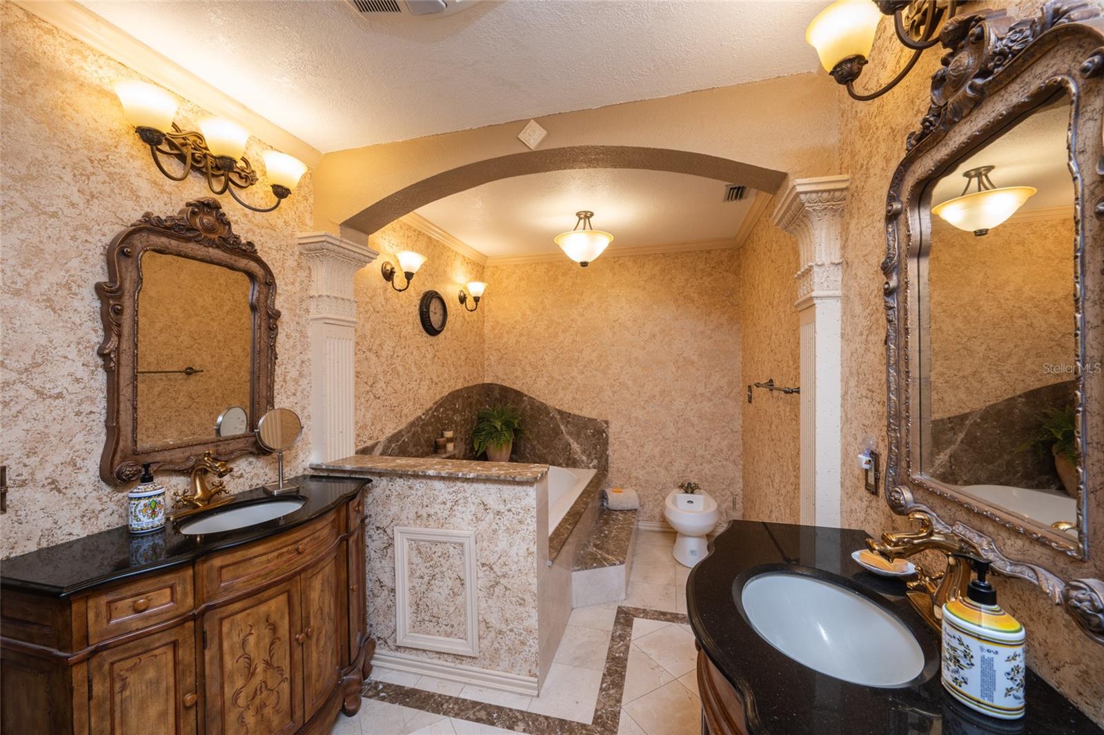 690 PERCHERON CIR, NOKOMIS, FL, 34275