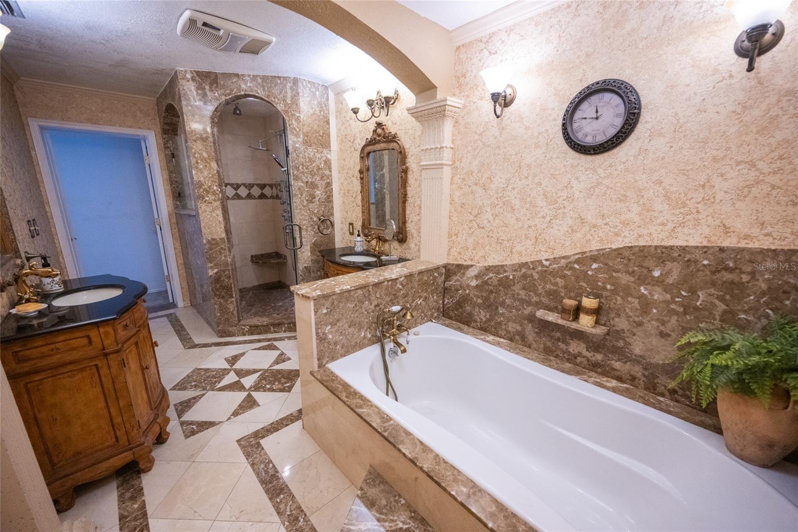 690 PERCHERON CIR, NOKOMIS, FL, 34275