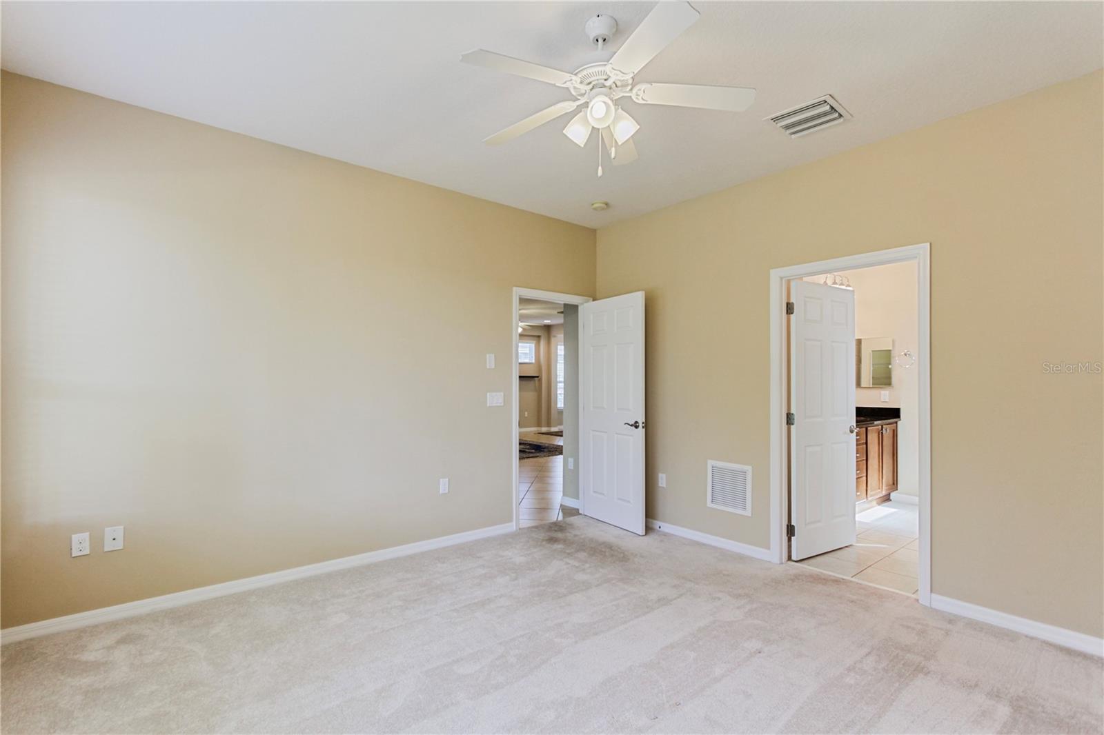 374 SALT MARSH LN, GROVELAND, FL, 34736