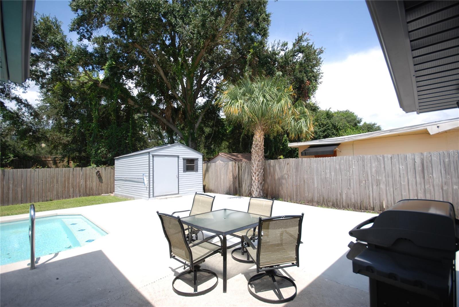 6515 LA MESA CIR, TAMPA, FL, 33634