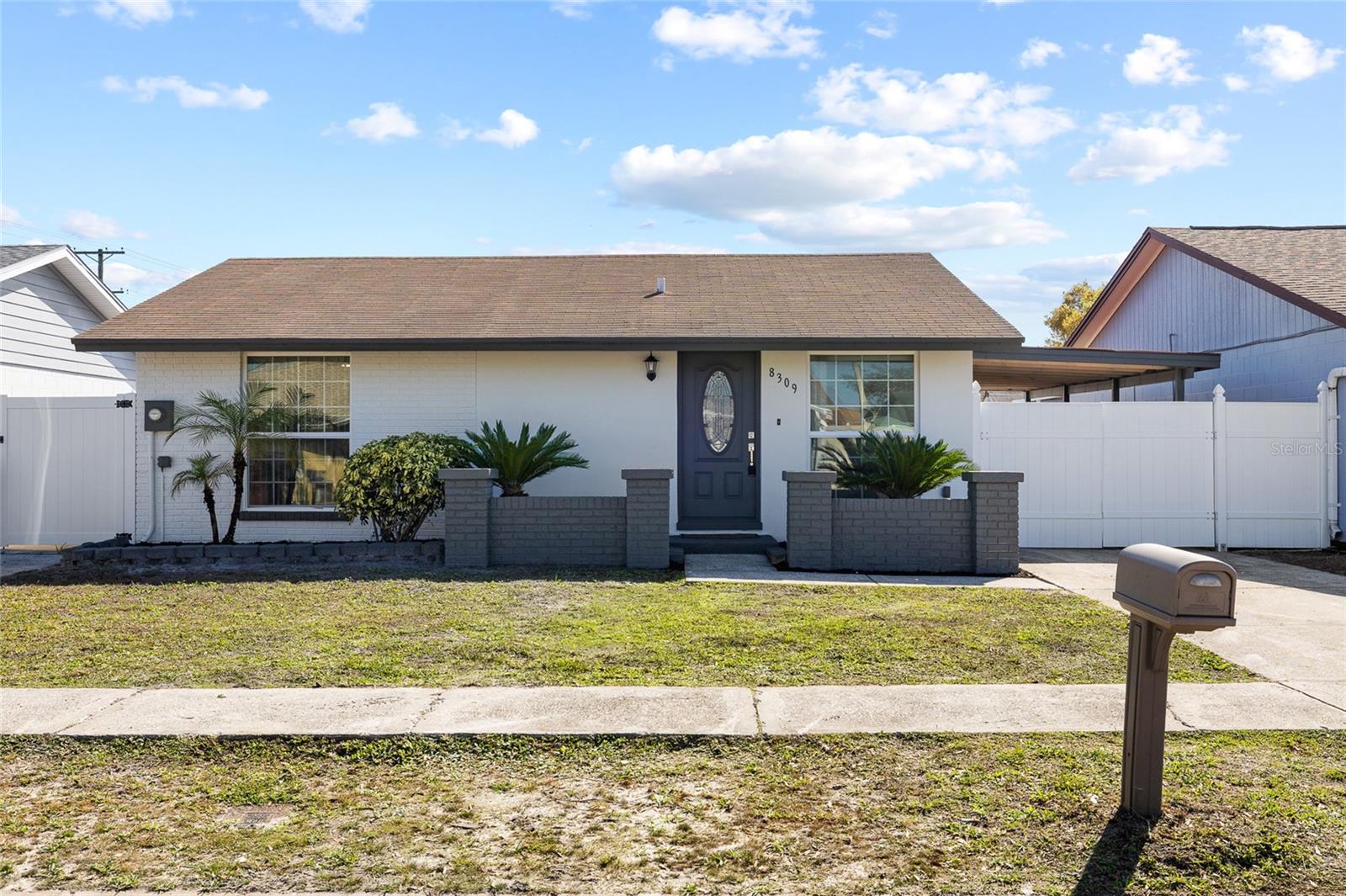 8309 DASA PL, TAMPA, FL, 33615