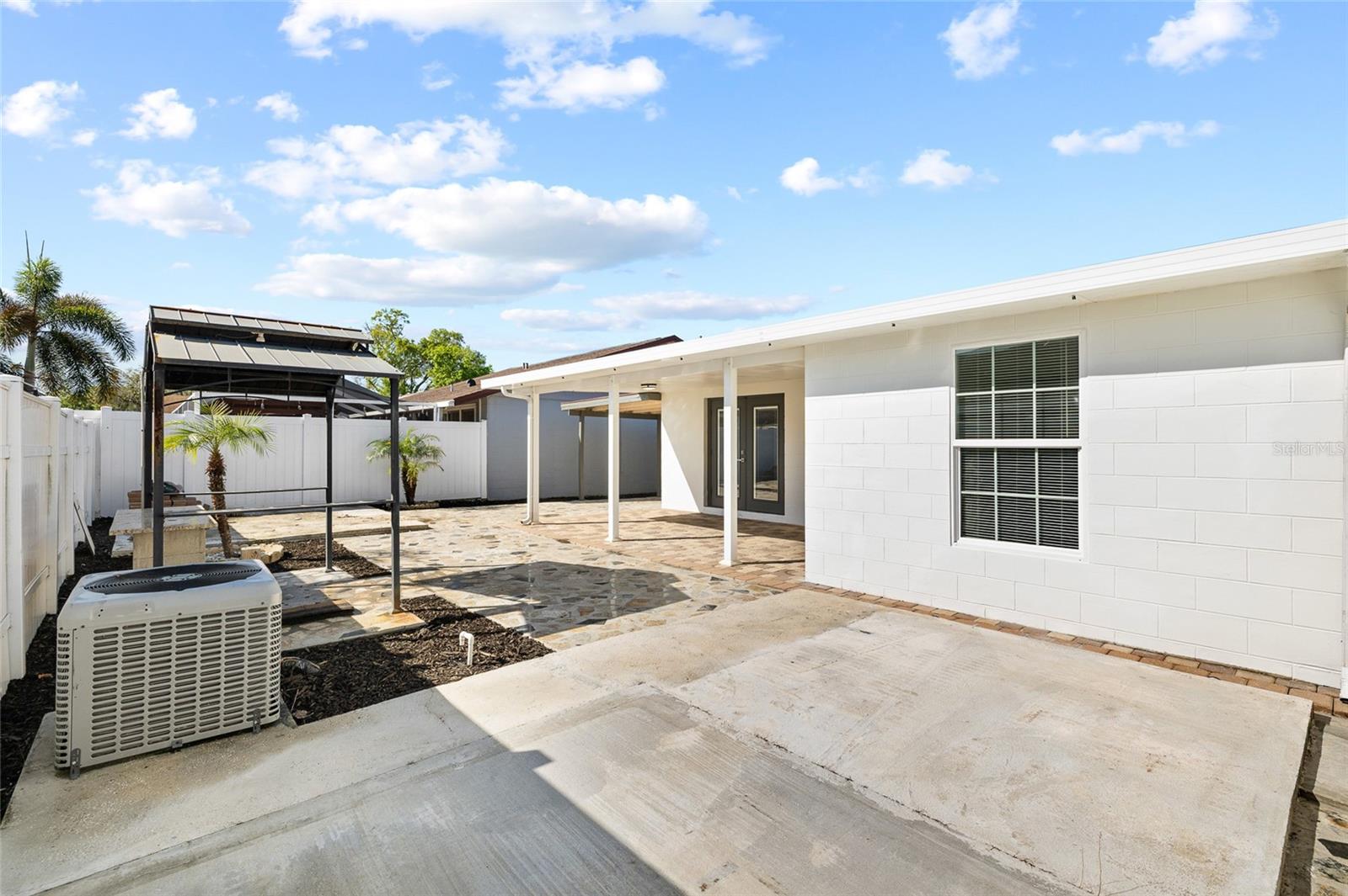 8309 DASA PL, TAMPA, FL, 33615