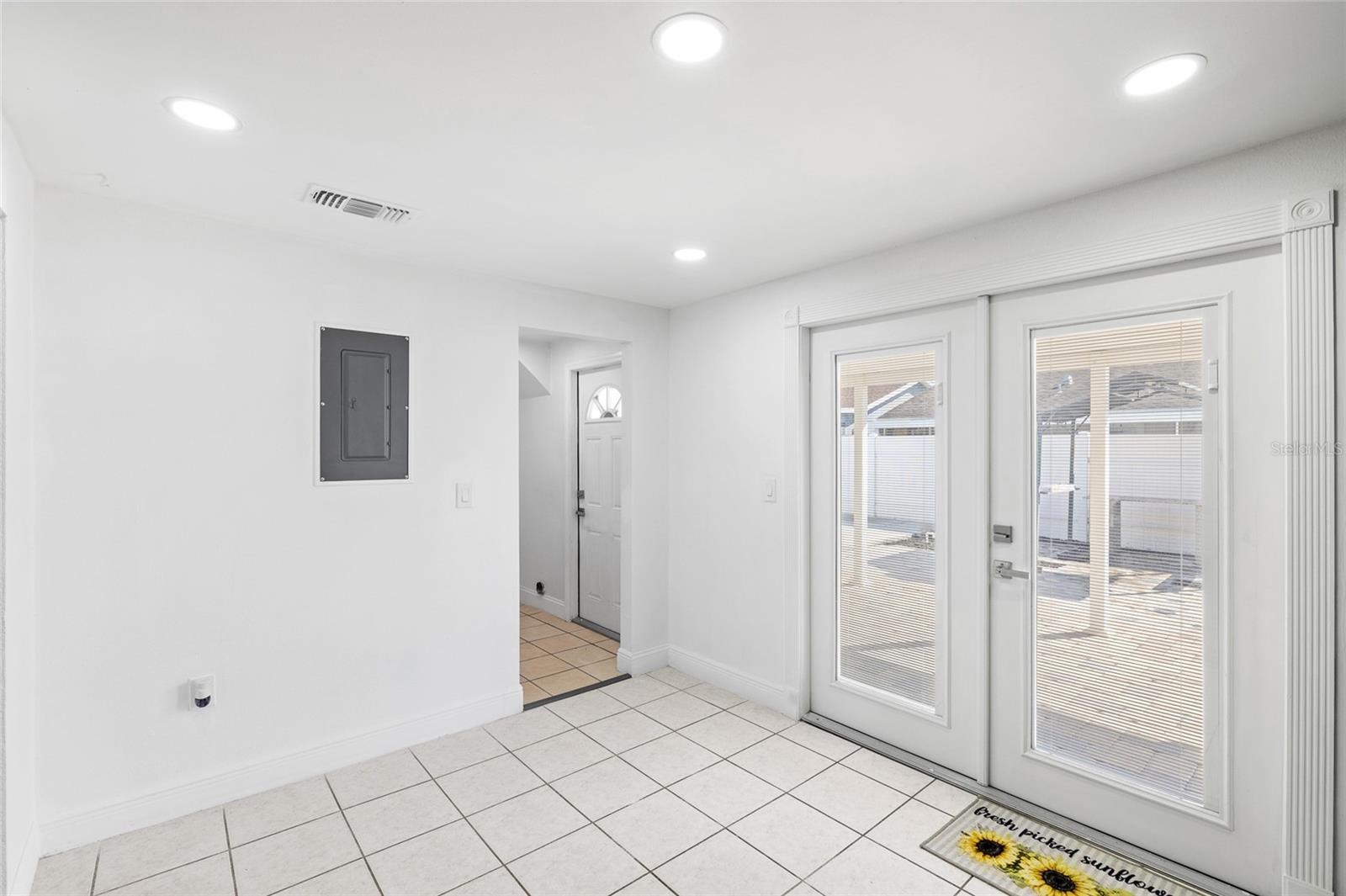 8309 DASA PL, TAMPA, FL, 33615