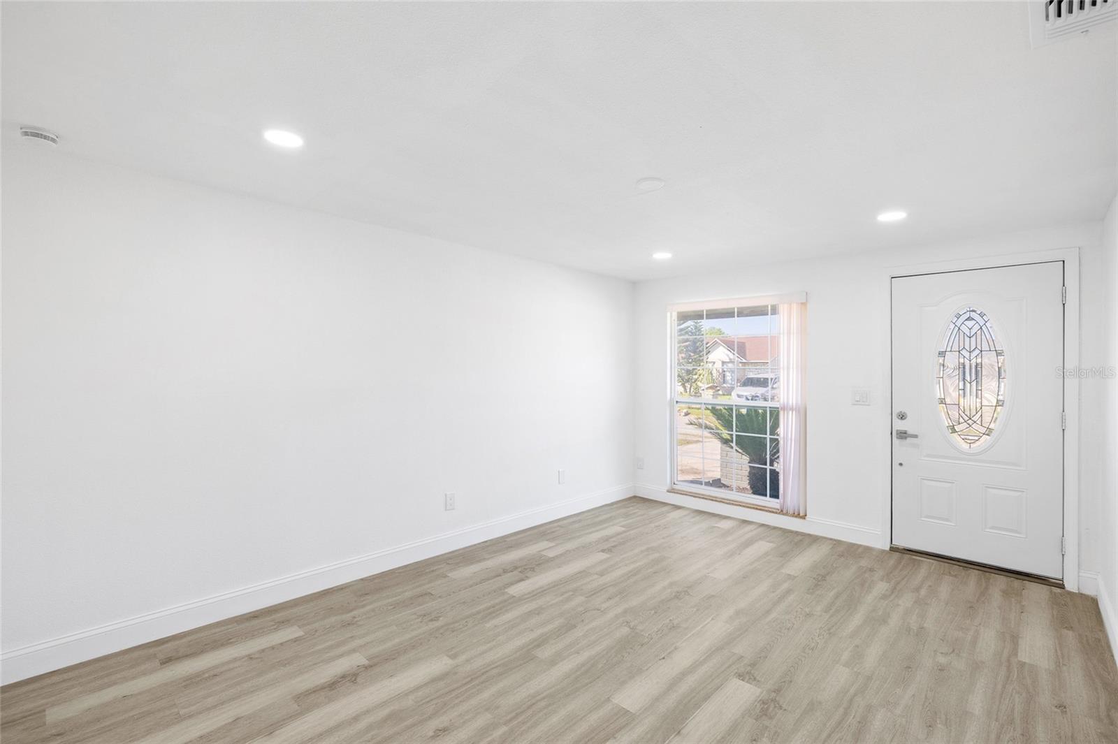 8309 DASA PL, TAMPA, FL, 33615