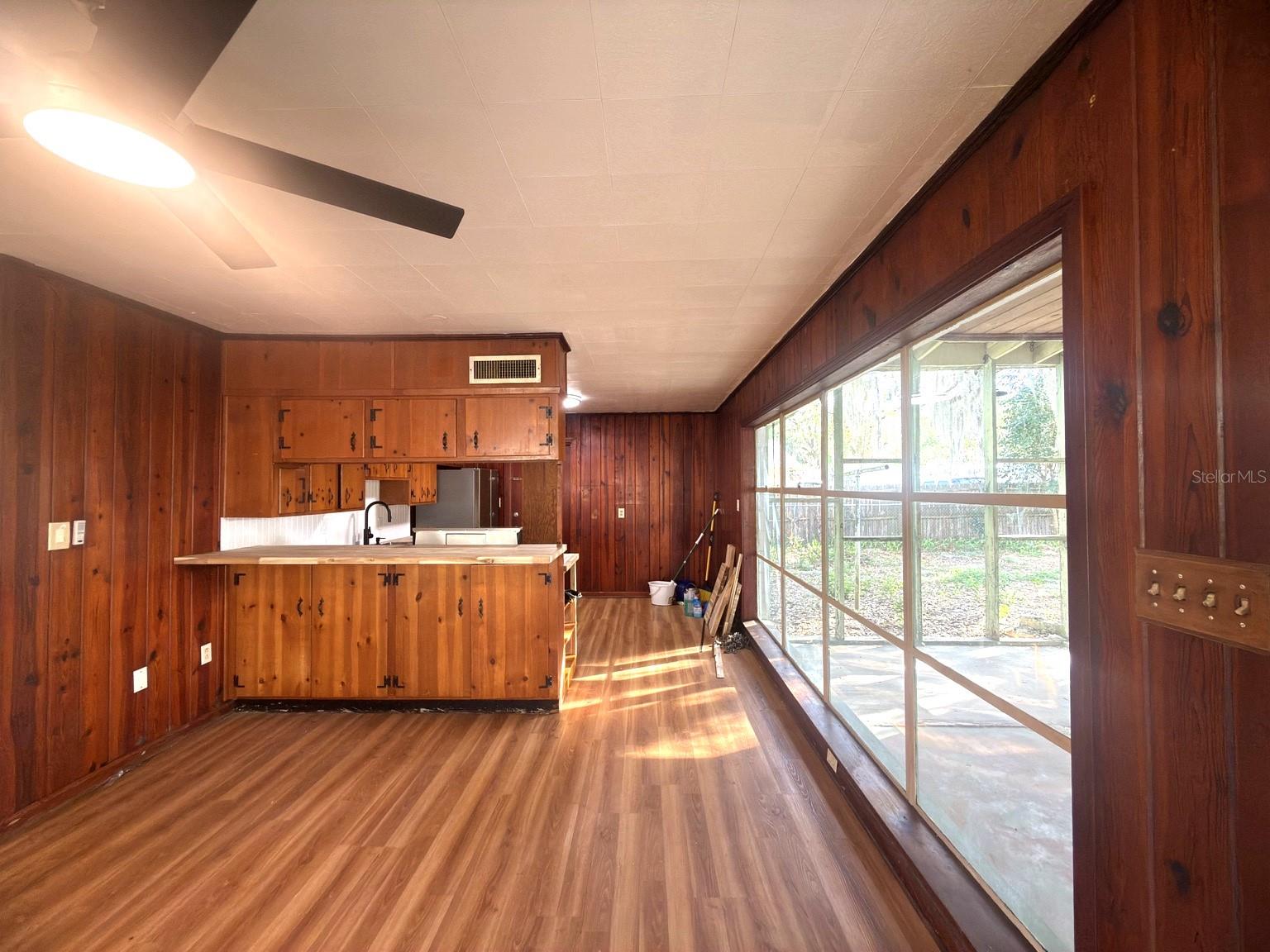 2103 VINE ST, LEESBURG, FL, 34748