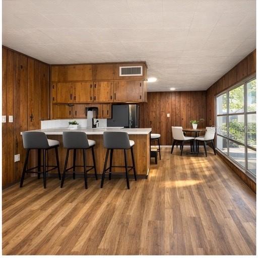 2103 VINE ST, LEESBURG, FL, 34748