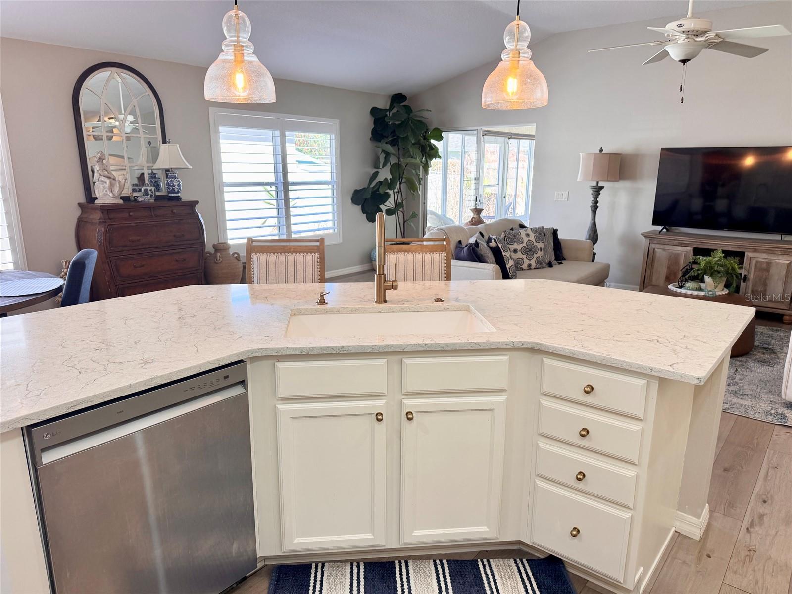 607 REEVESVILLE LN, THE VILLAGES, FL, 32162