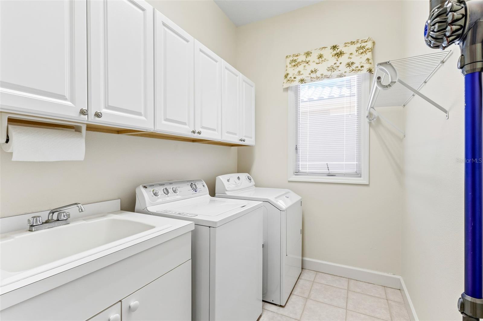 8755 52ND AVE E, LAKEWOOD RANCH, FL, 34211