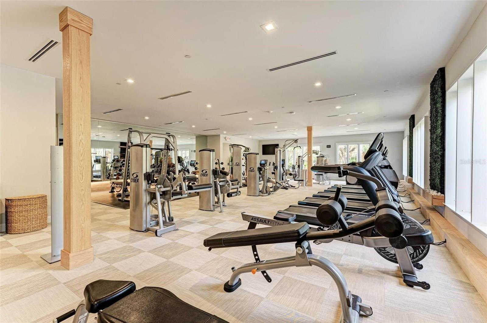 8755 52ND AVE E, LAKEWOOD RANCH, FL, 34211