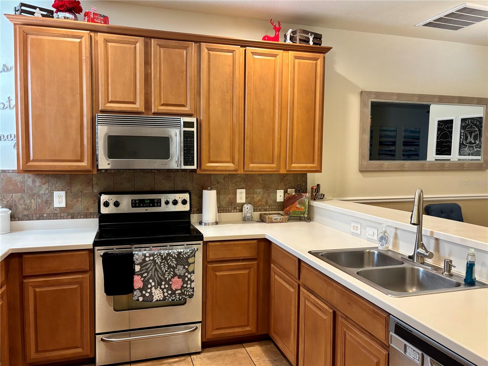 5633 BLACKFIN DR, NEW PORT RICHEY, FL, 34652