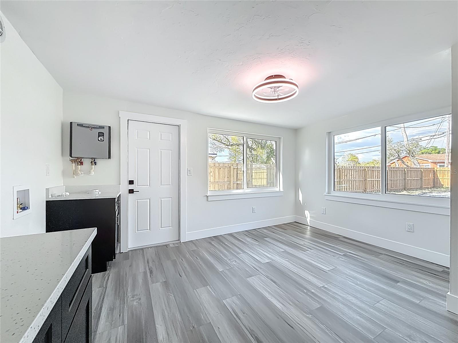 2335 MURILLA WAY S, ST PETERSBURG, FL, 33712