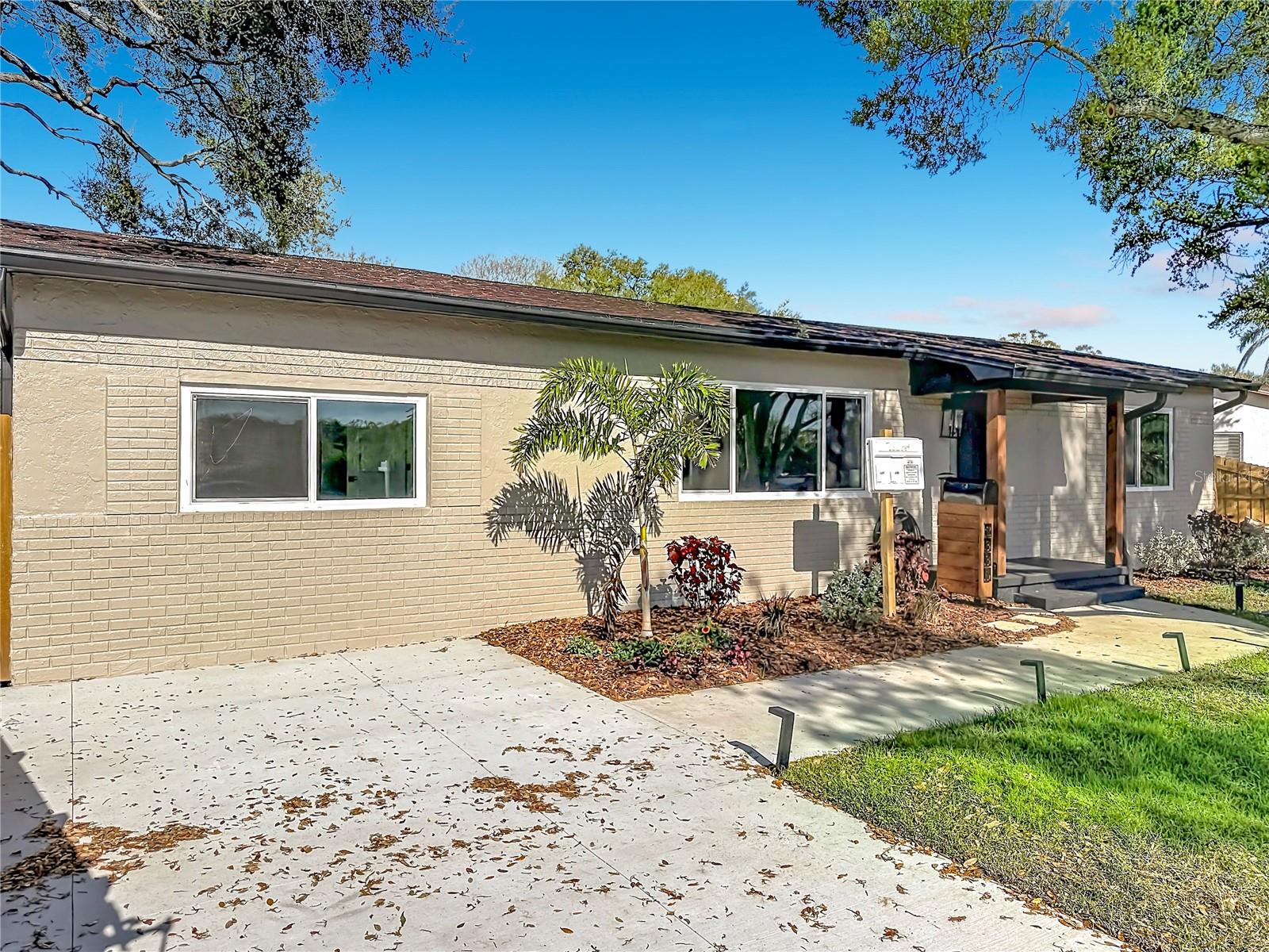 2335 MURILLA WAY S, ST PETERSBURG, FL, 33712