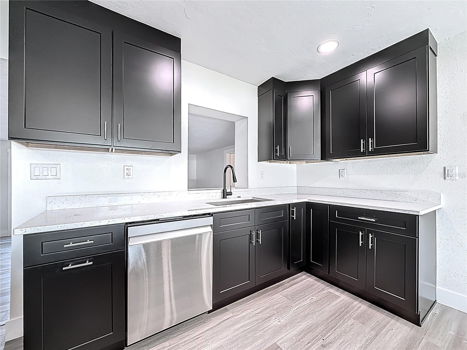 2335 MURILLA WAY S, ST PETERSBURG, FL, 33712