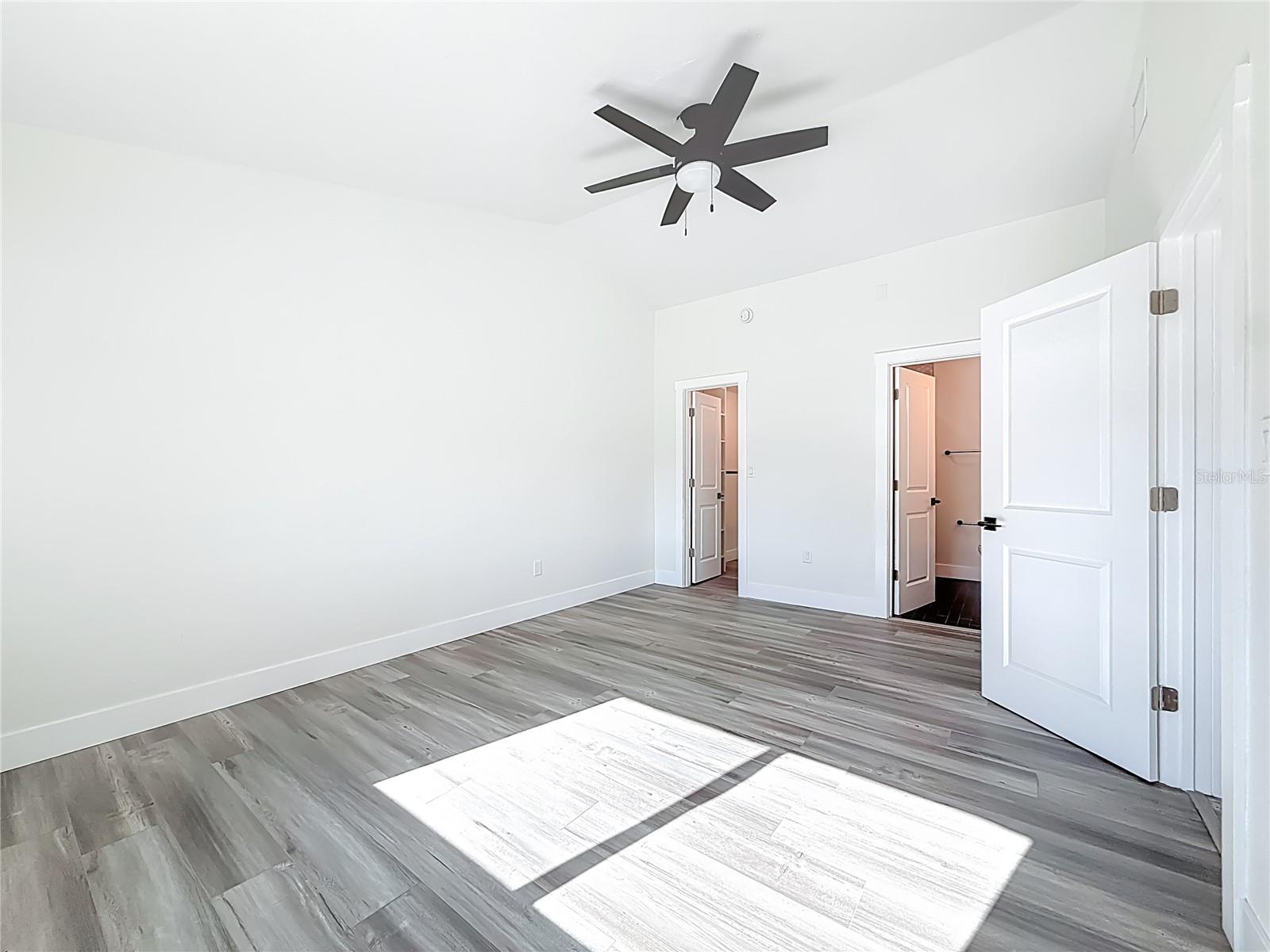 2335 MURILLA WAY S, ST PETERSBURG, FL, 33712