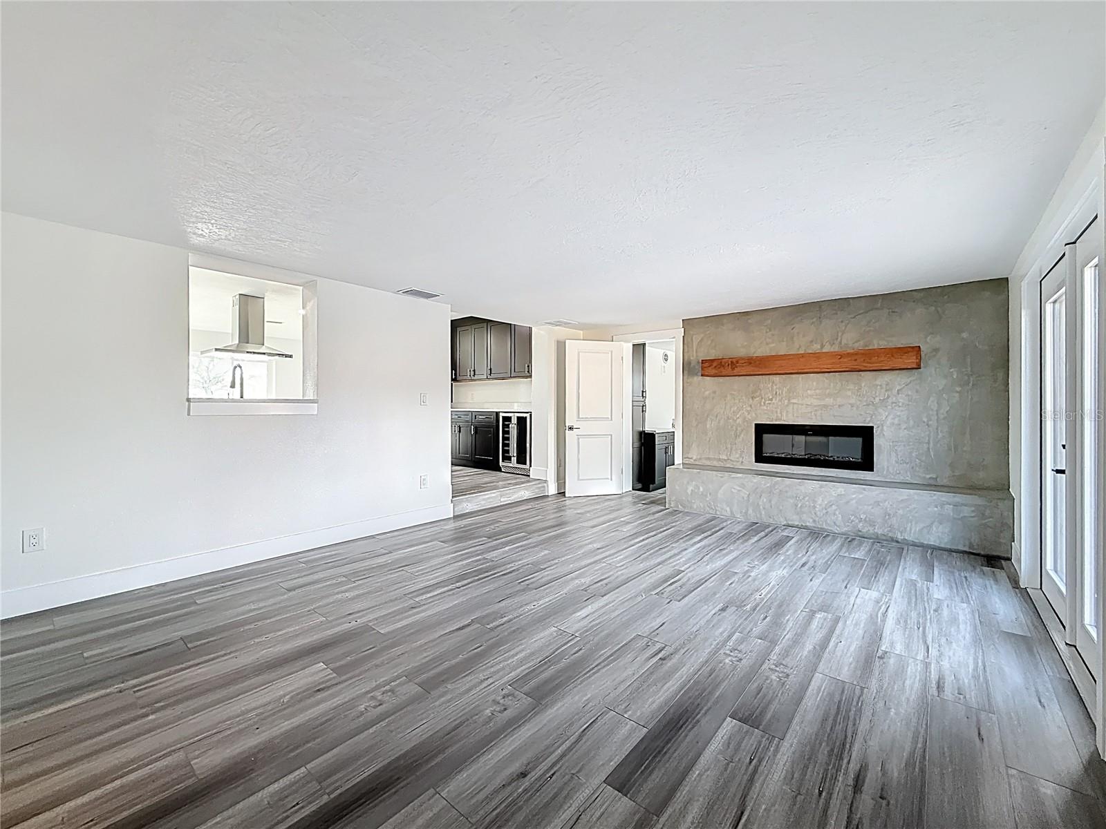 2335 MURILLA WAY S, ST PETERSBURG, FL, 33712