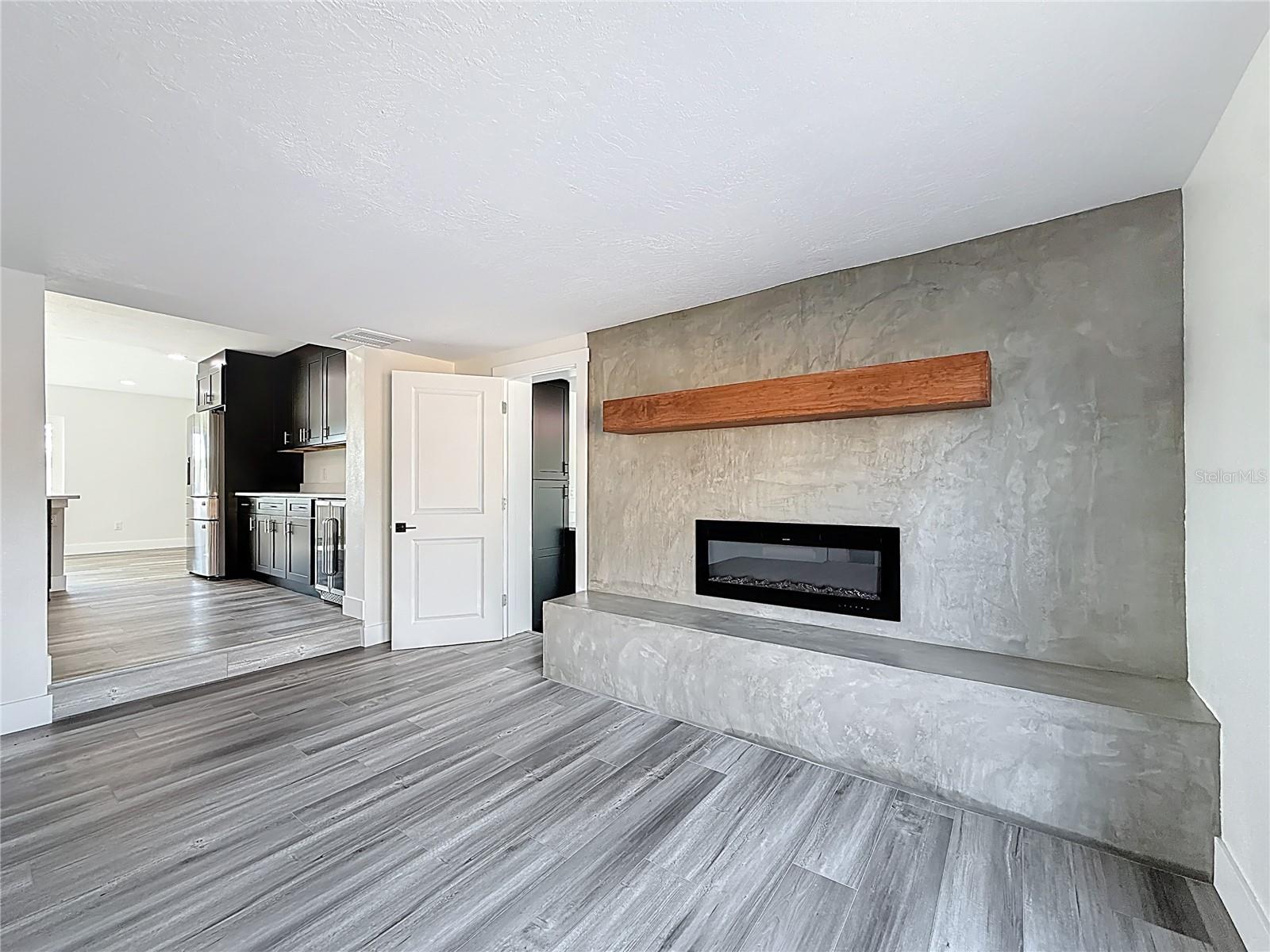 2335 MURILLA WAY S, ST PETERSBURG, FL, 33712