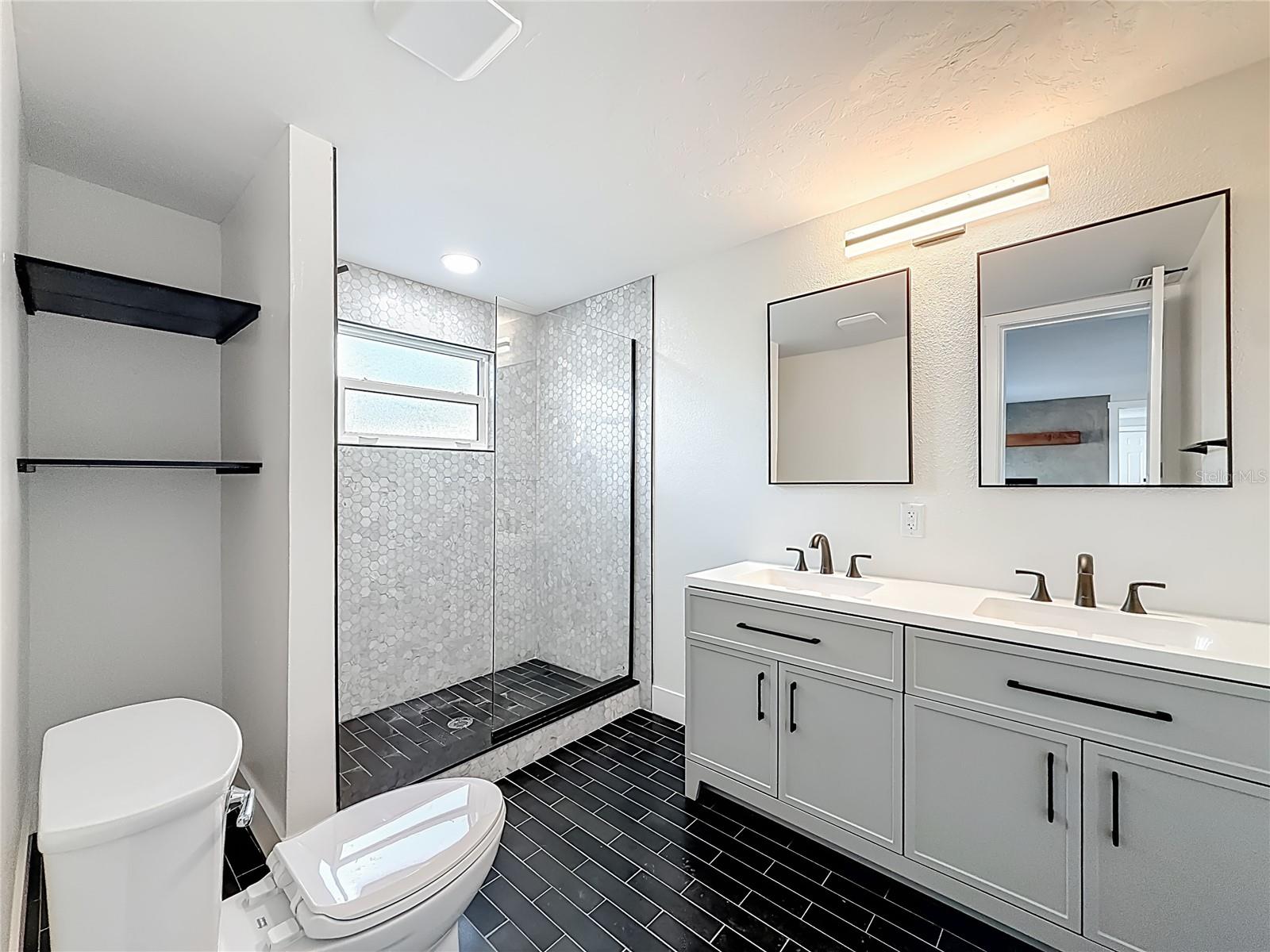 2335 MURILLA WAY S, ST PETERSBURG, FL, 33712