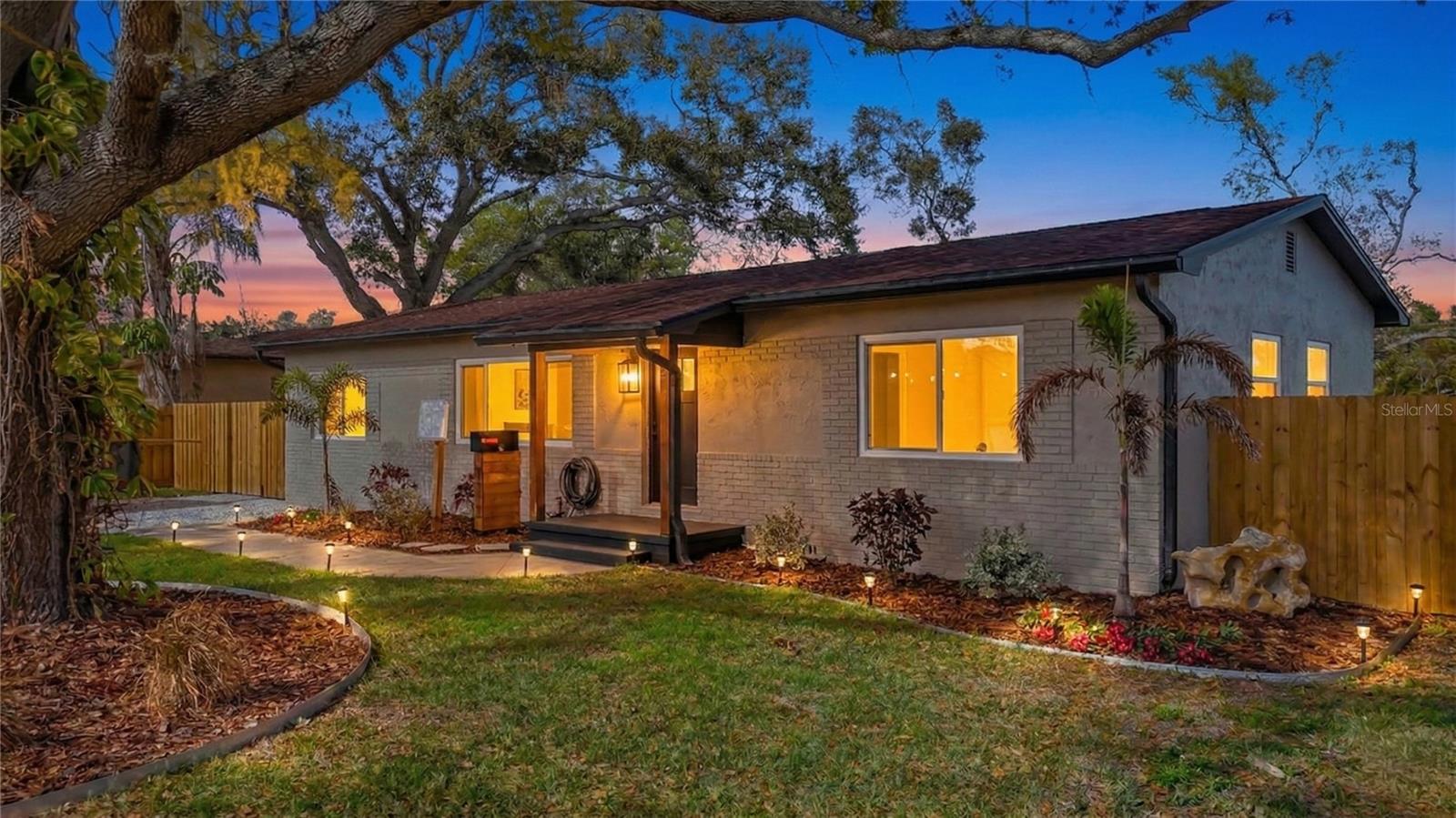 2335 MURILLA WAY S, ST PETERSBURG, FL, 33712