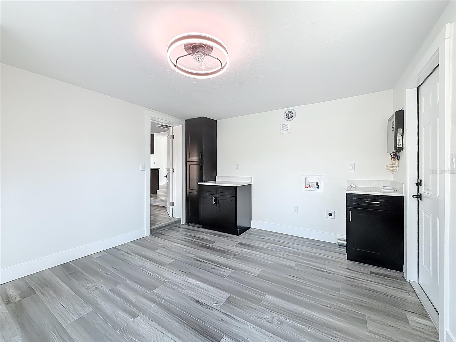 2335 MURILLA WAY S, ST PETERSBURG, FL, 33712