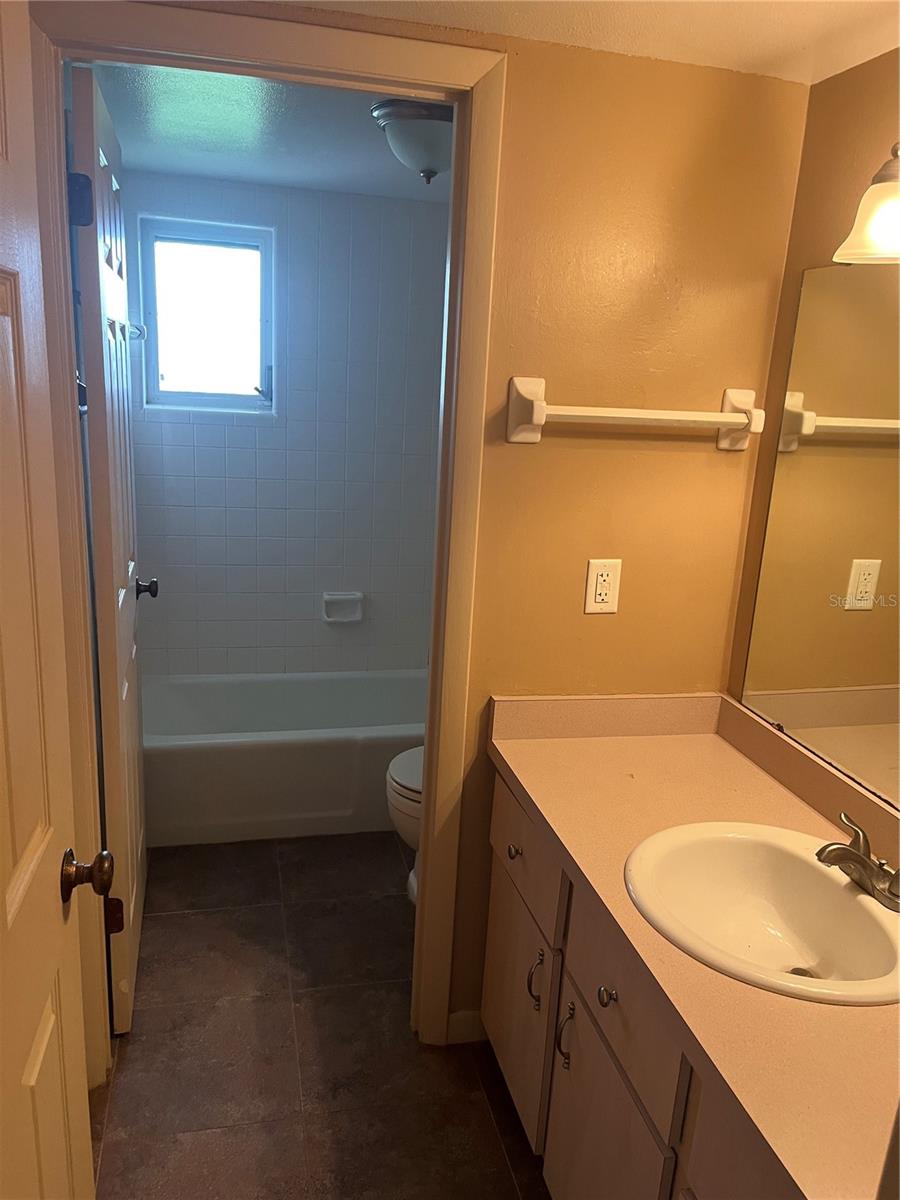 35343 OLD LAKE UNITY RD, FRUITLAND PARK, FL, 34731