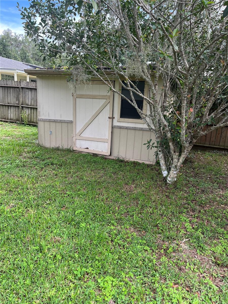 35343 OLD LAKE UNITY RD, FRUITLAND PARK, FL, 34731
