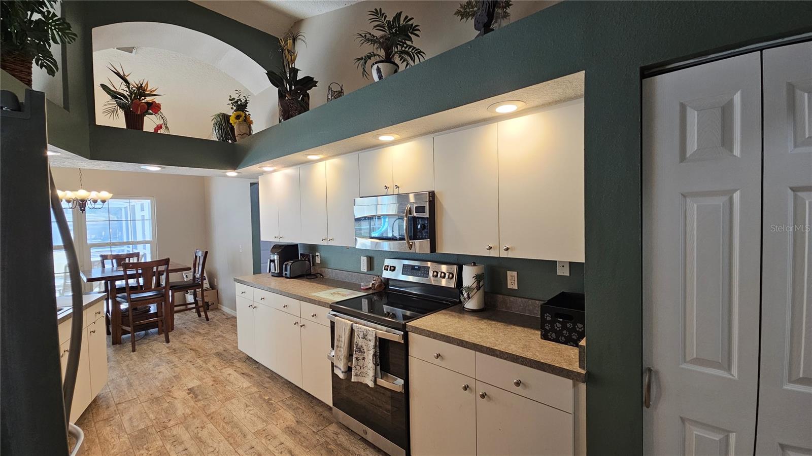 37416 HACKNEY PL, DADE CITY, FL, 33523